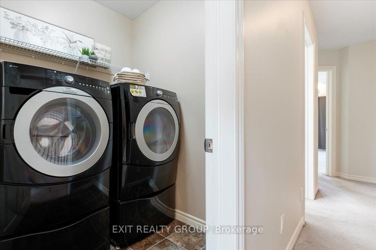 123 Sarah Court photo 25