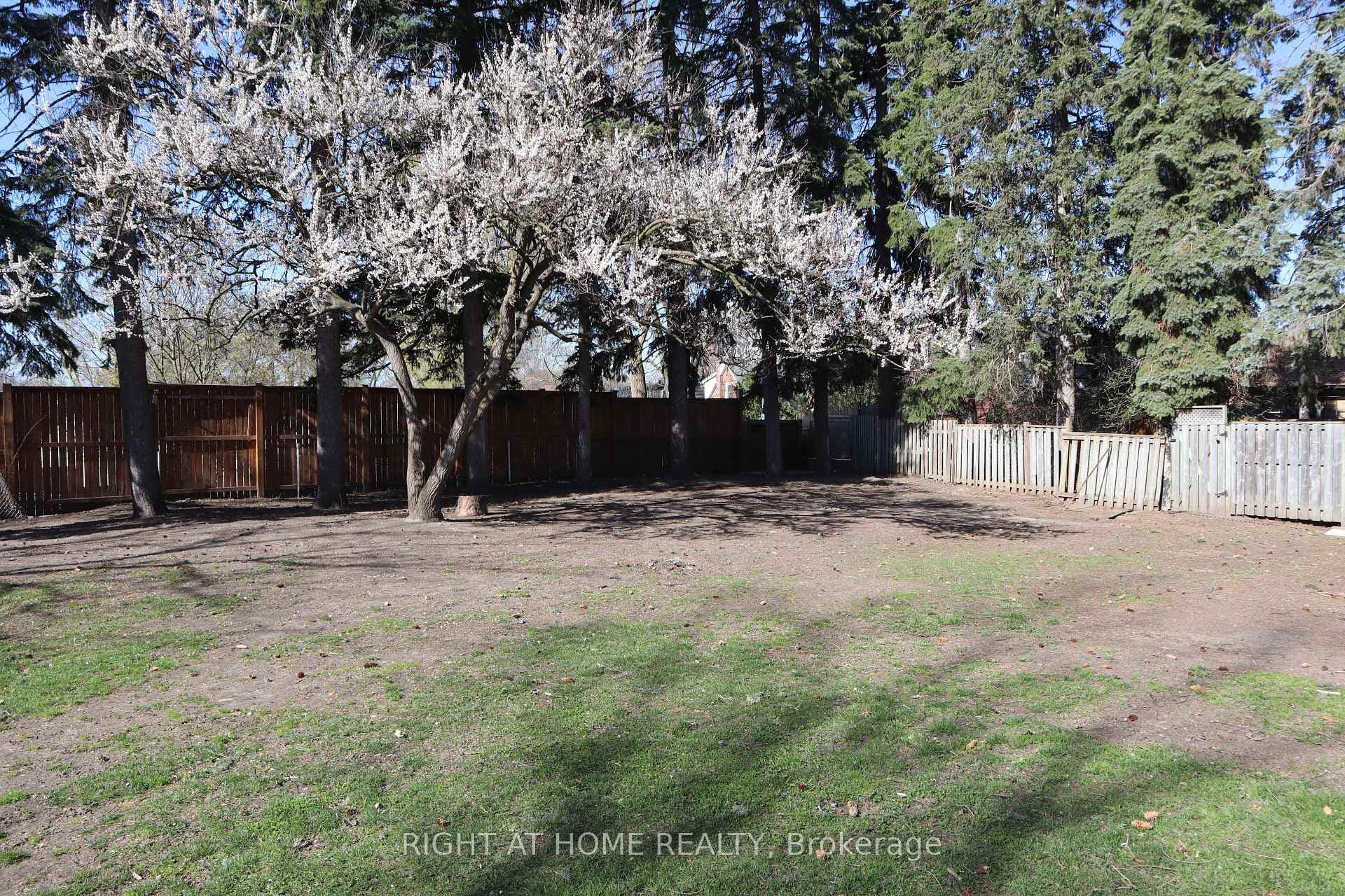 77 Highland Road photo 9