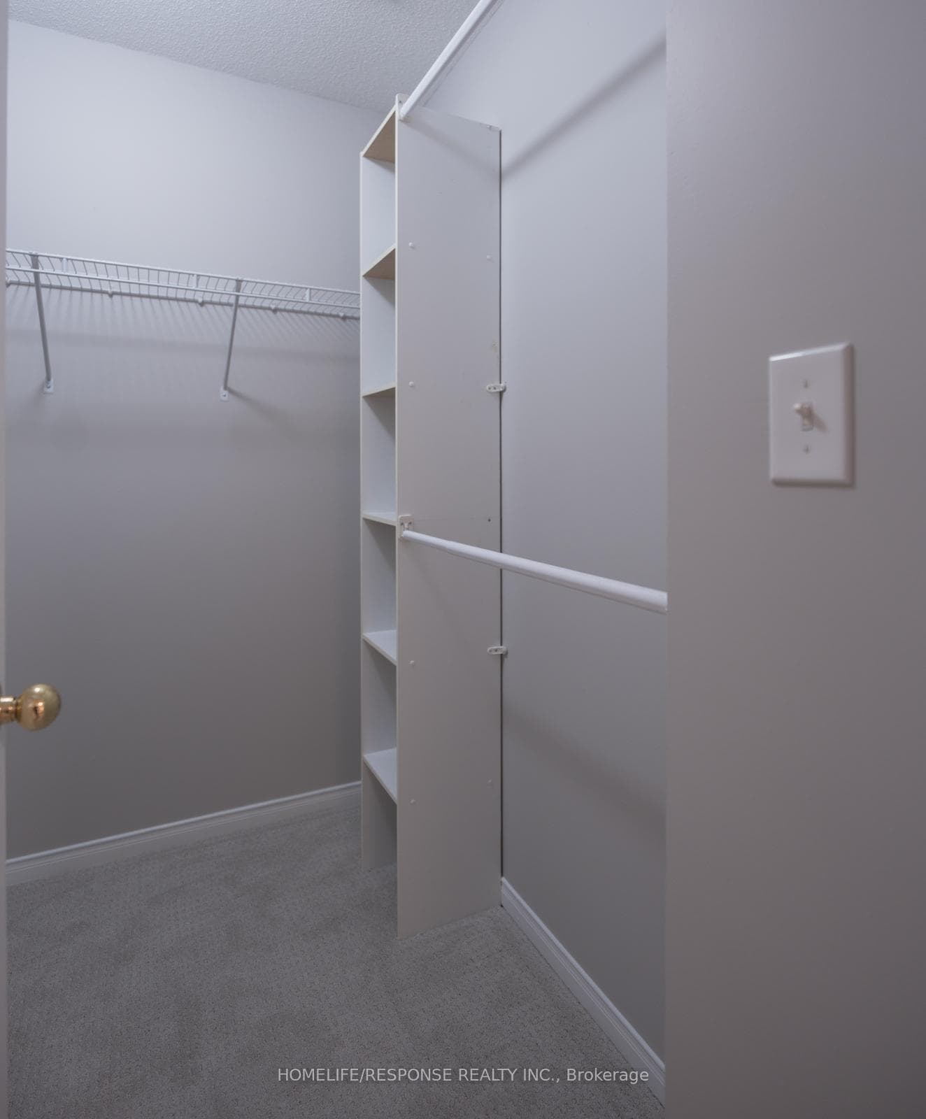 2404 EMERSON Drive photo 15