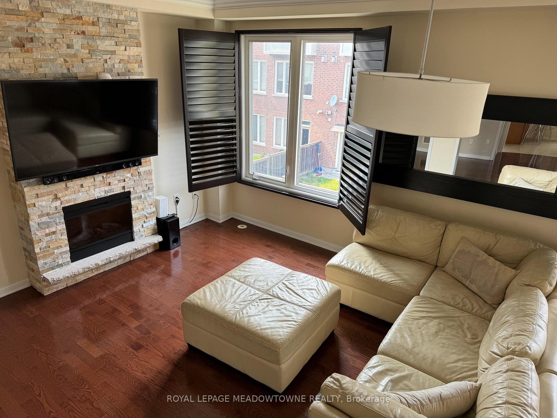 26 Yates Avenue photo 6
