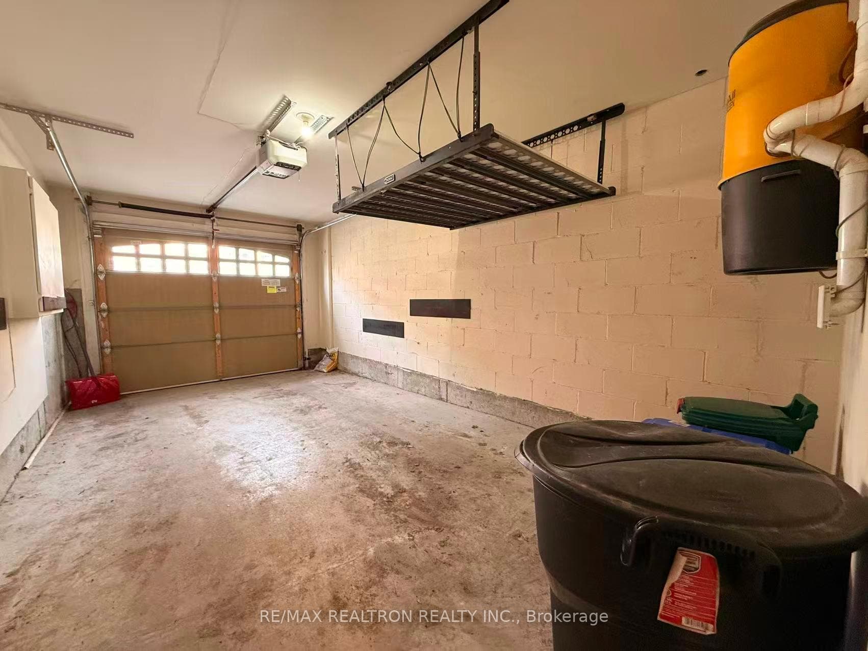19 Golden Spruce Lane photo 32