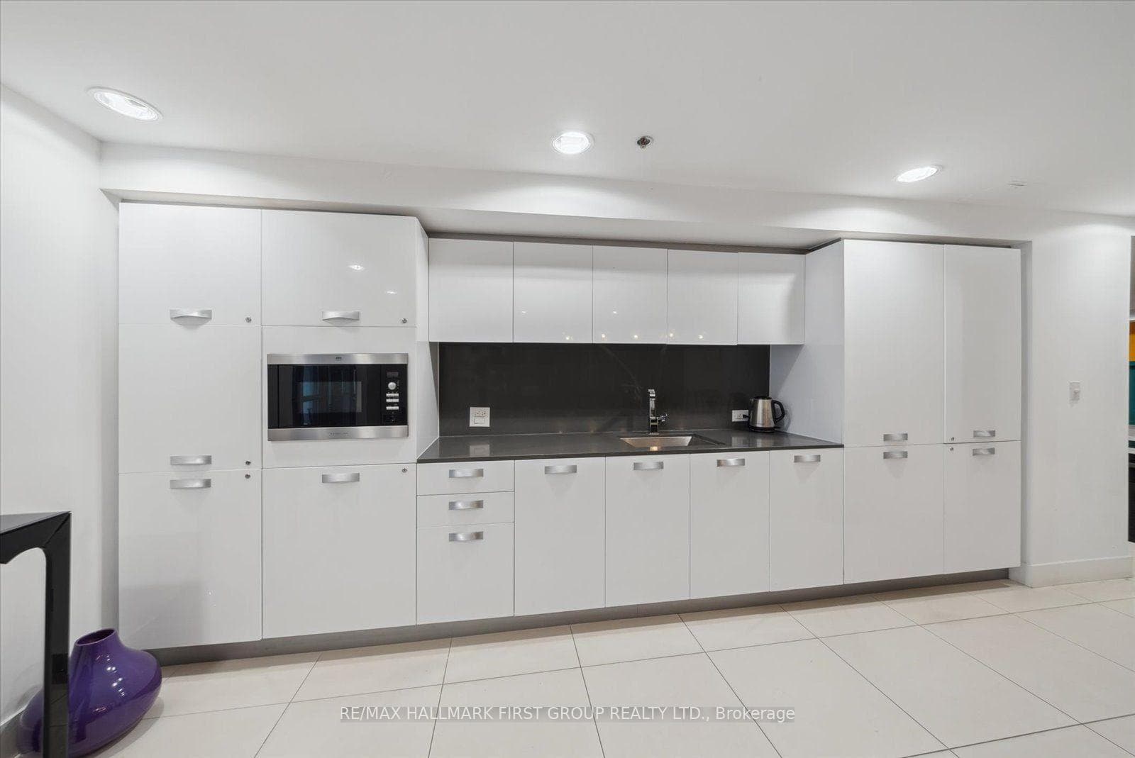 8 Gladstone Avenue Unit 602 photo 25