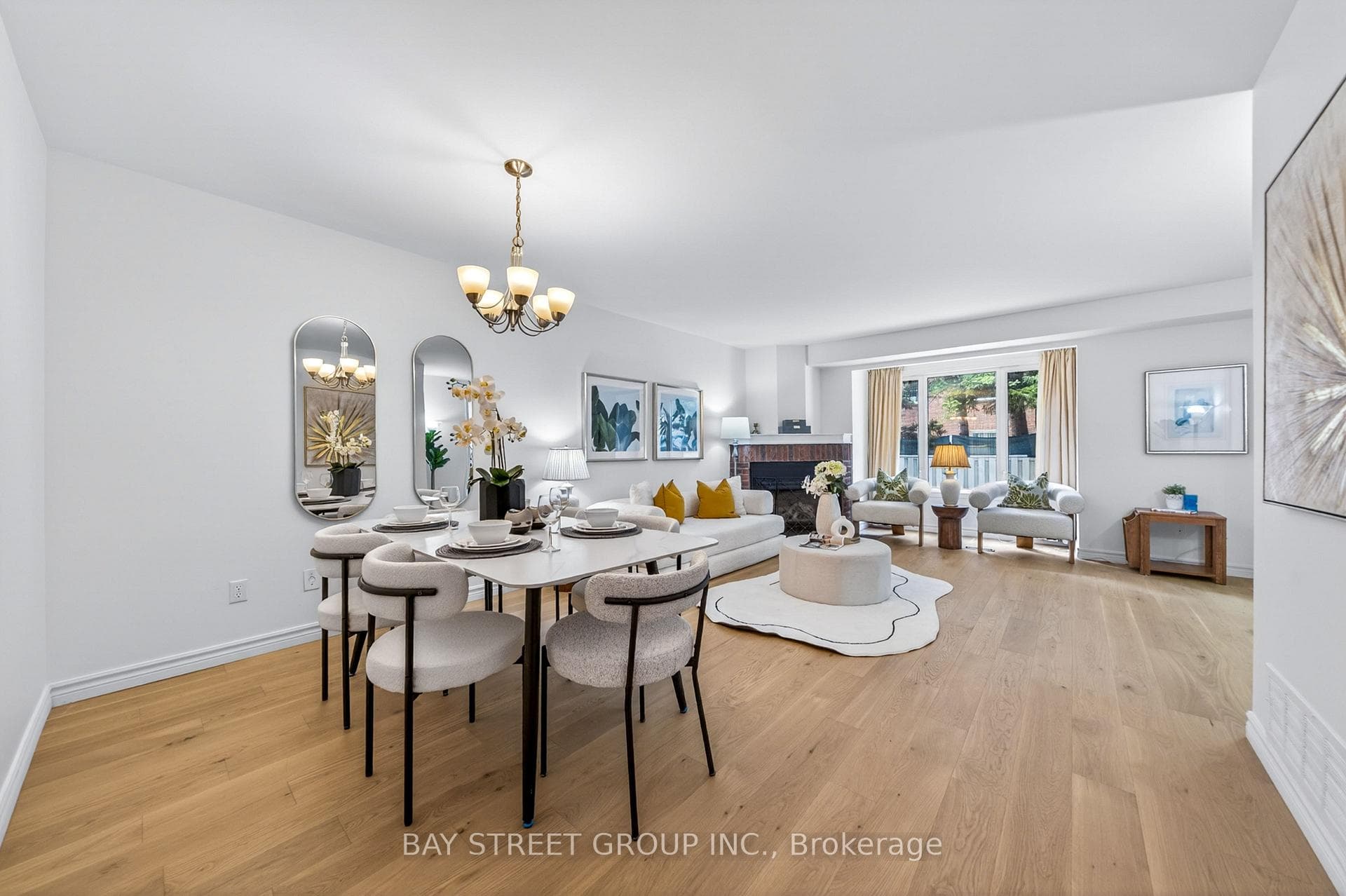 145 Sandyhook Square photo 2