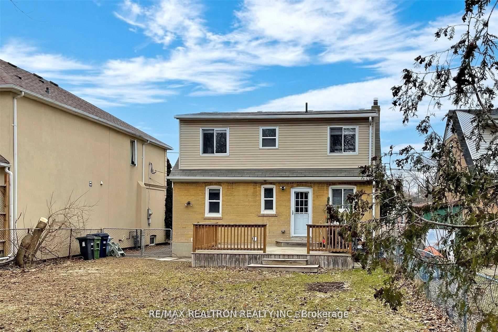 201 Franklin Avenue photo 13