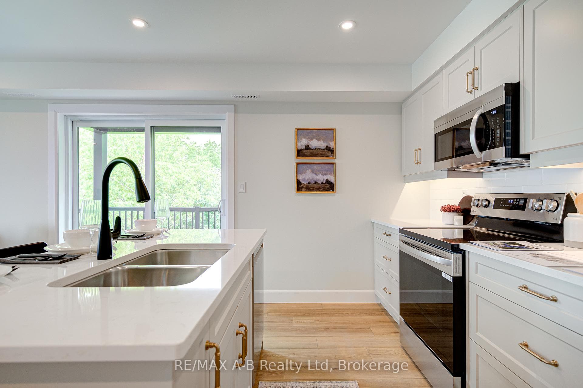 428 Queen Street Unit 23 photo 6