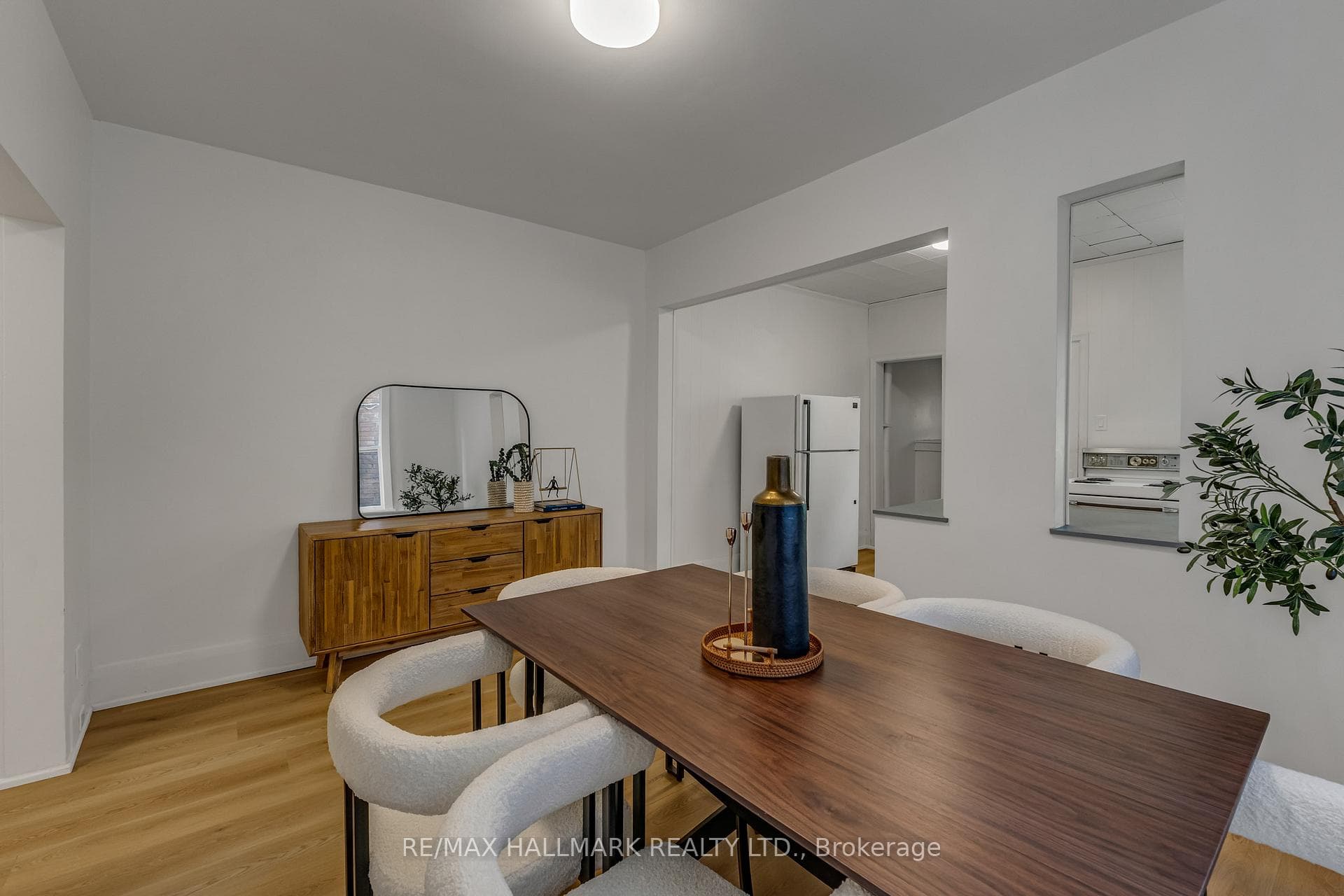 49 Ravina Crescent photo 12