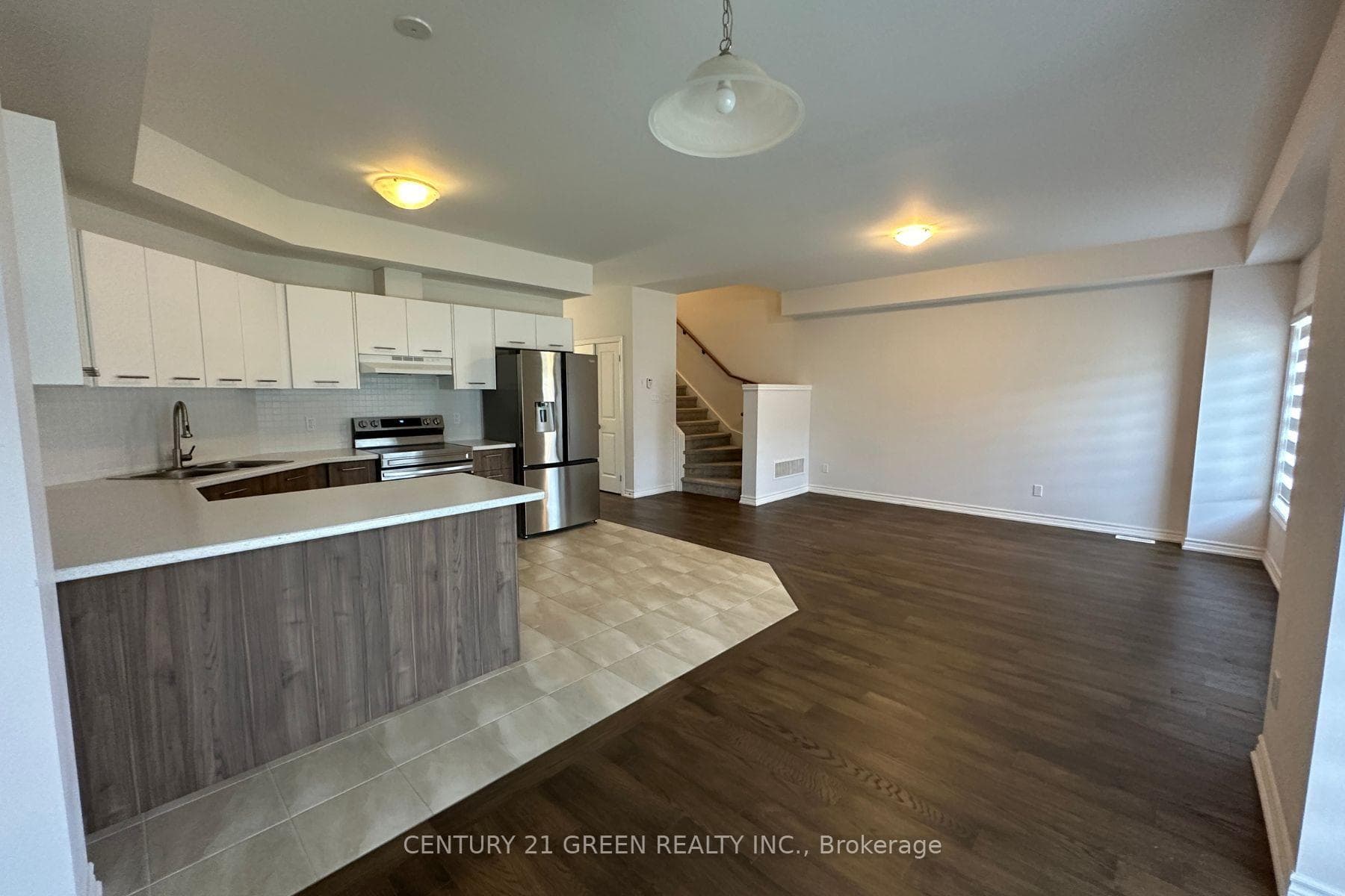 163 Rosie Street photo 7