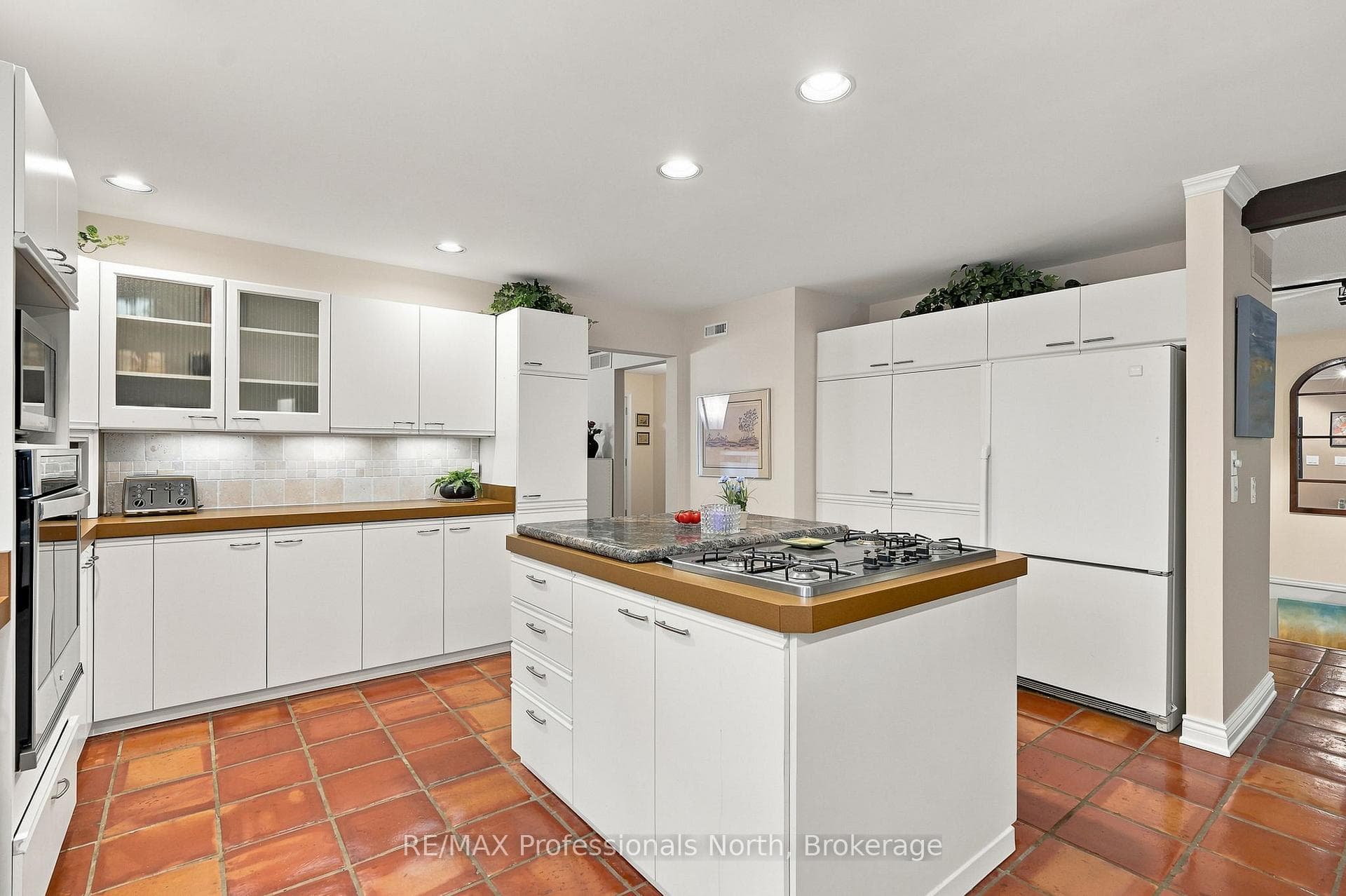 8 PALMER Court photo 25