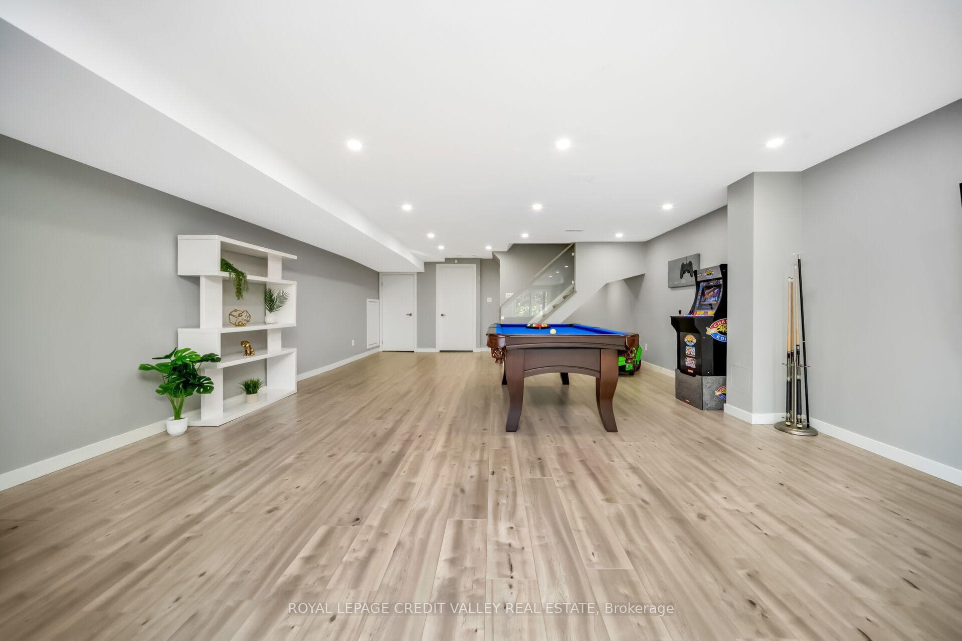 336 Elyse Court photo 40