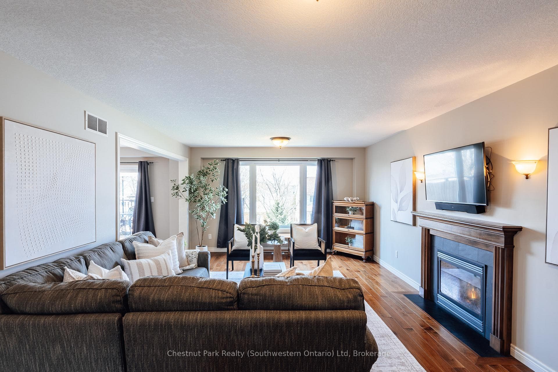 185 Clair Road photo 9