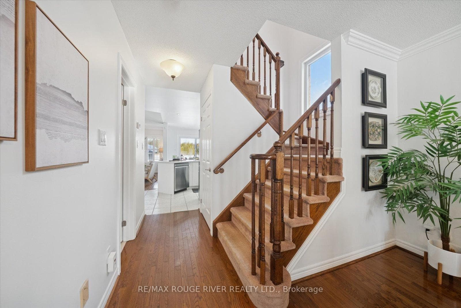 774 Craighurst Court photo 7