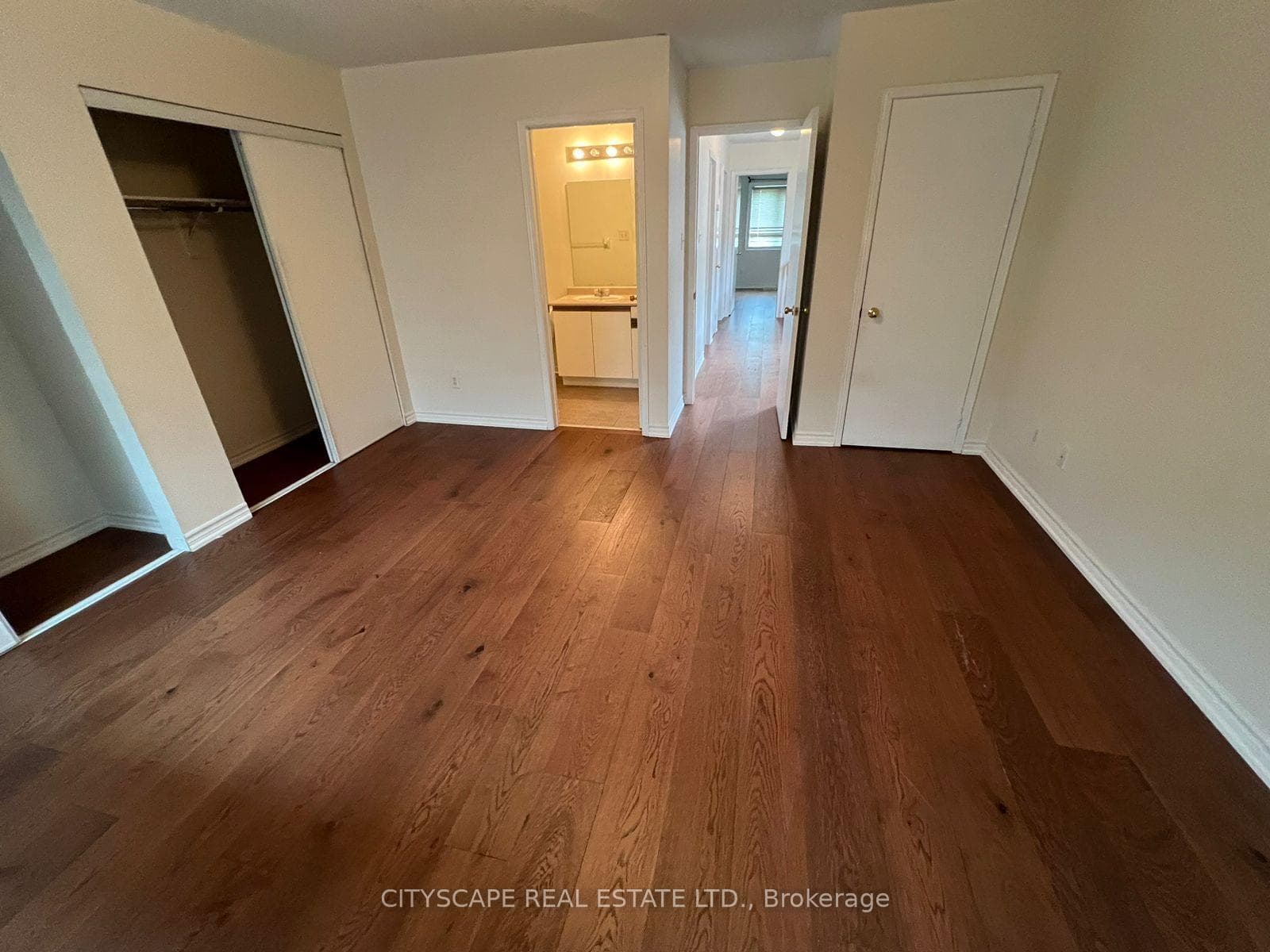 5255 Guildwood Way Unit 14 photo 9