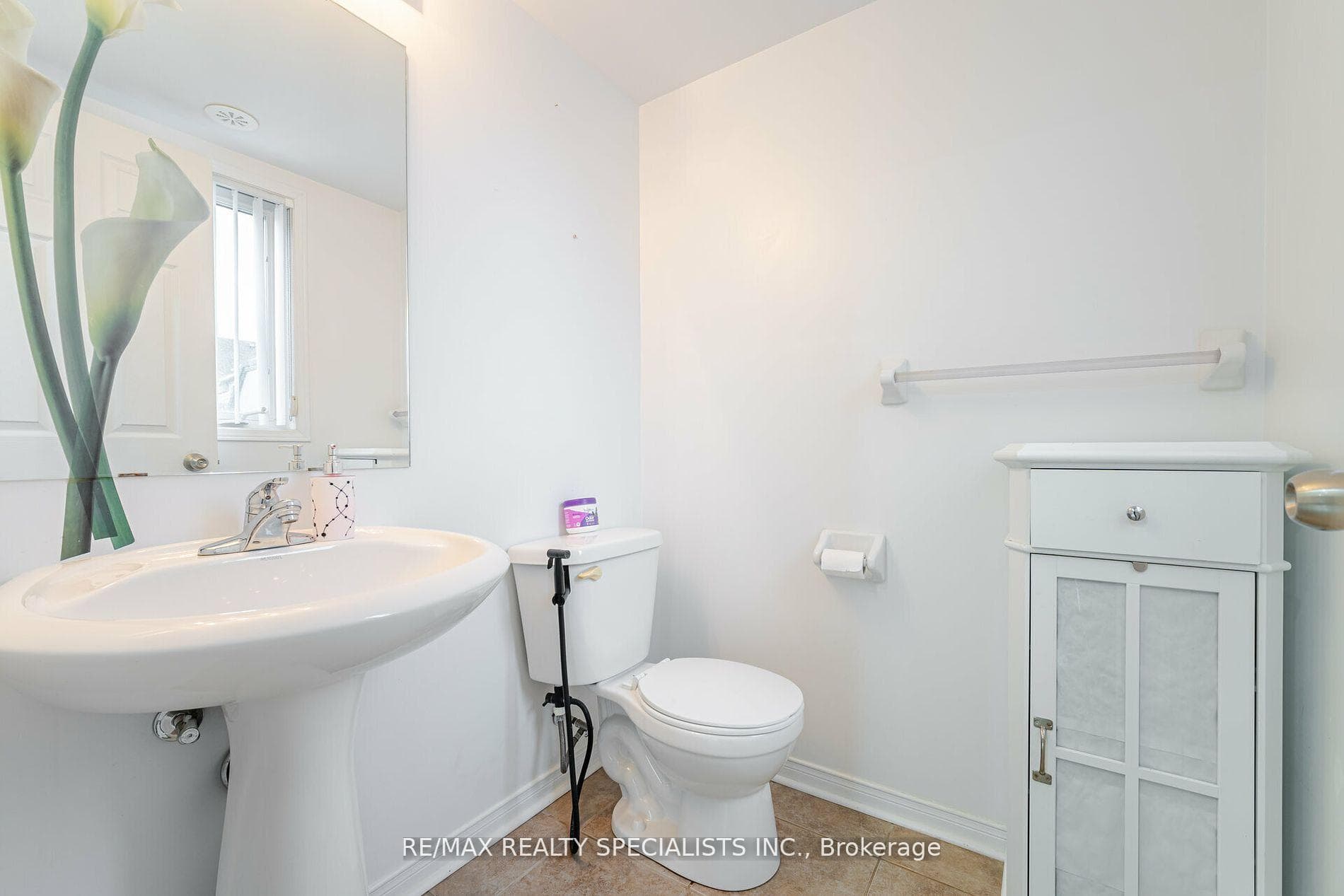 60 Fairwood Circle Unit 63 photo 24