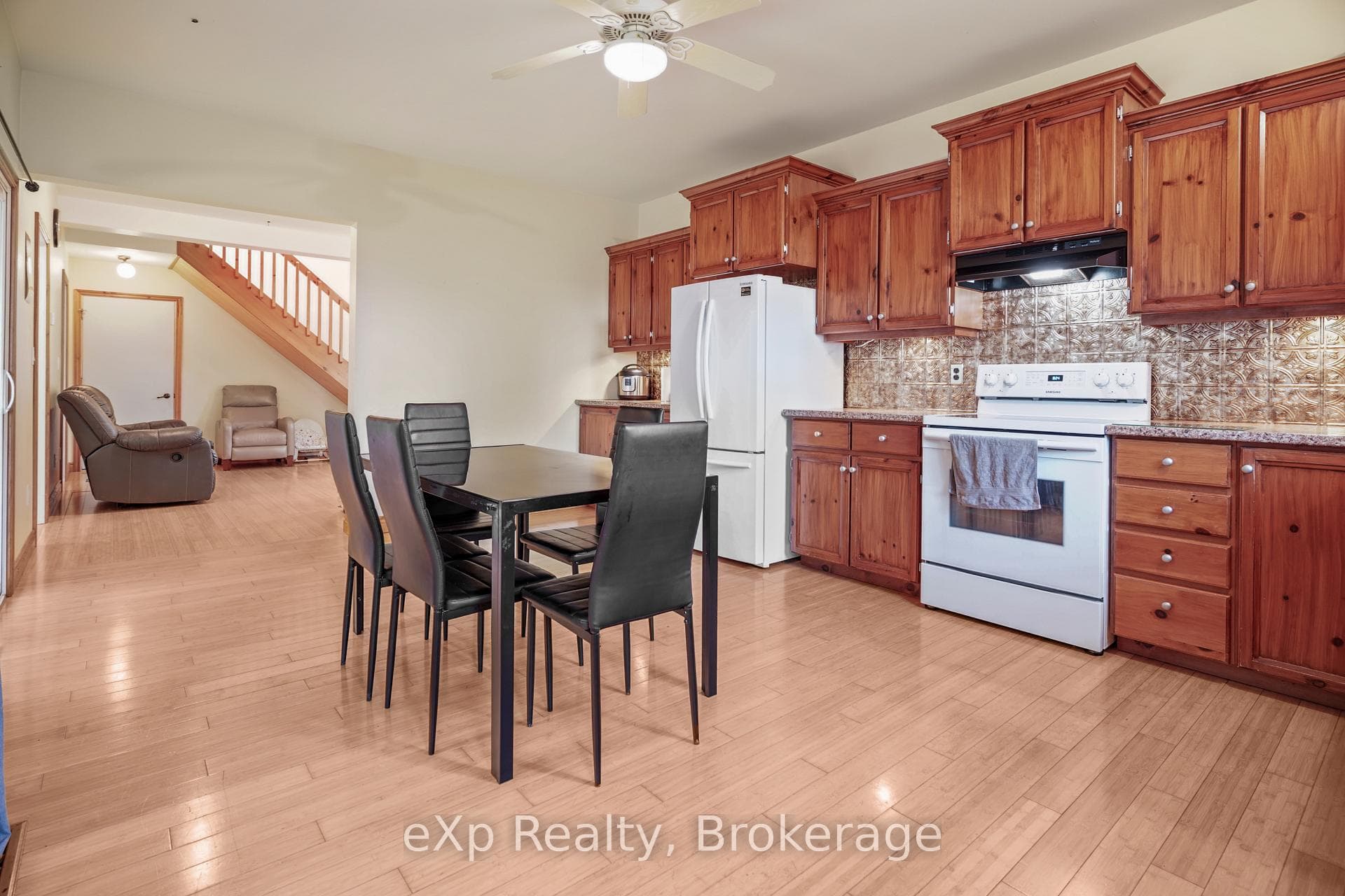 171 Clyde Street photo 17