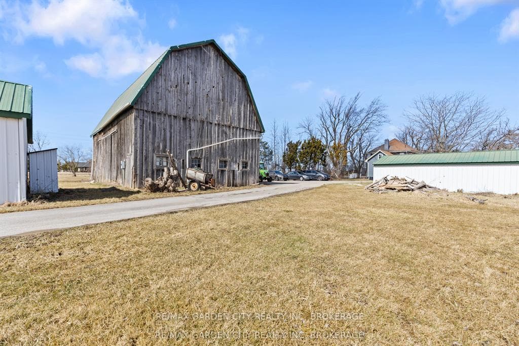 997 Niagara Stone Road photo 5