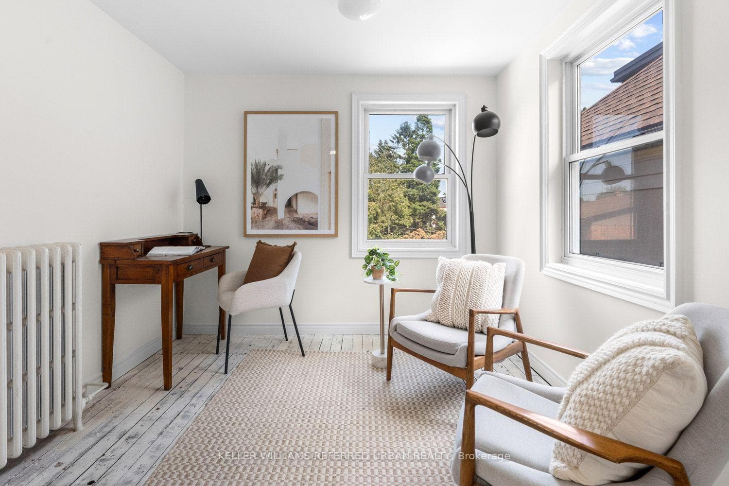 327 Bessborough Drive photo 35