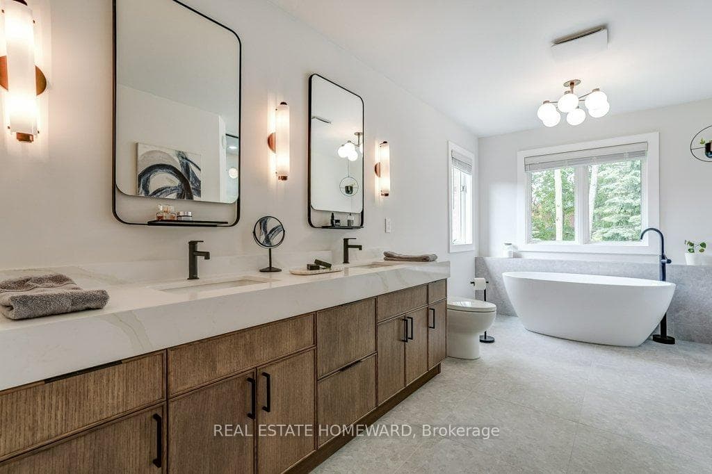 98 Woodview Drive photo 30