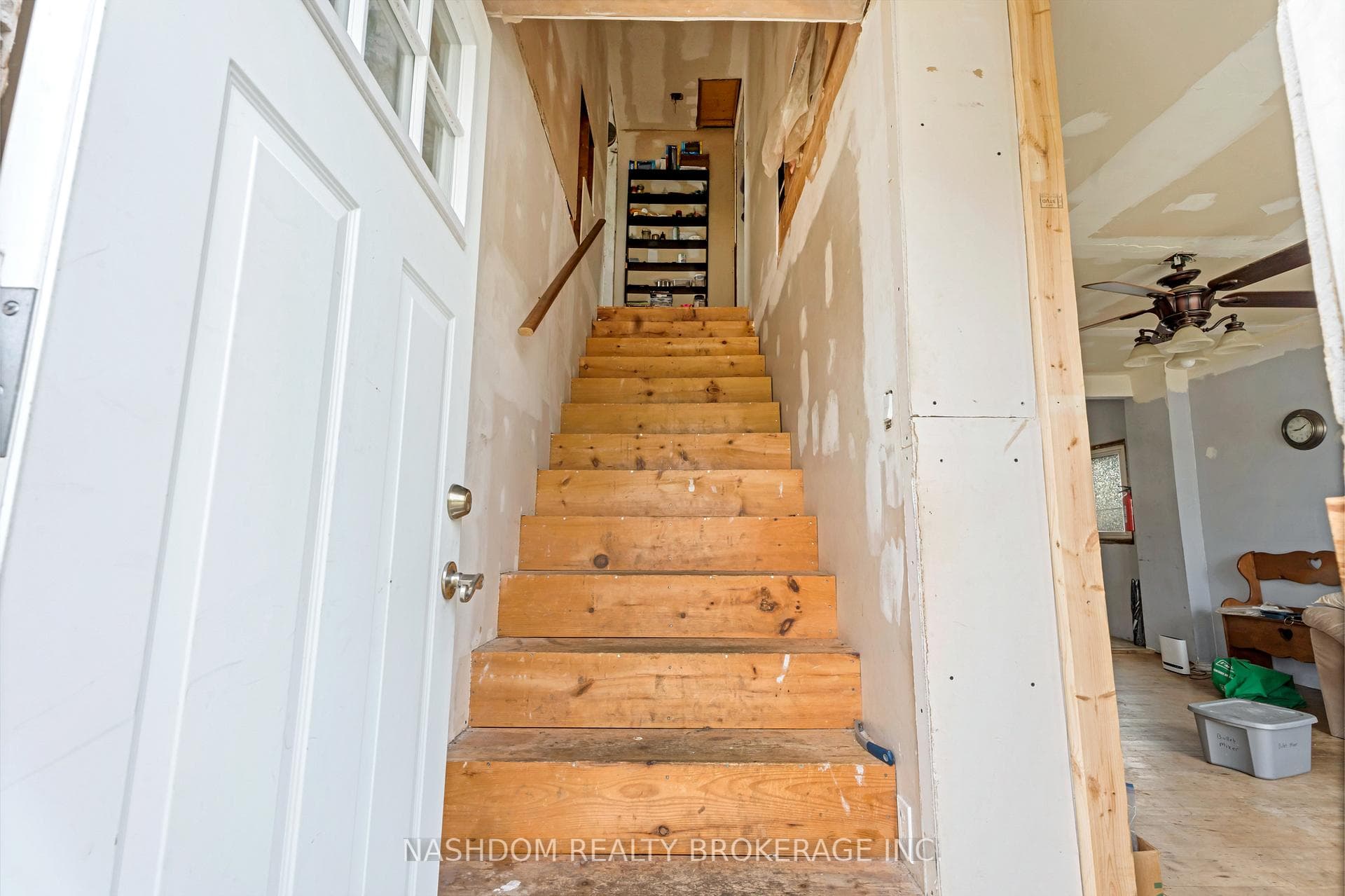 306 Adeline Avenue photo 12