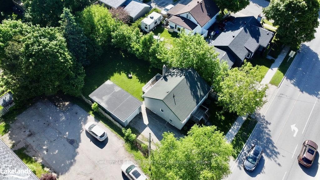 120 WESTMOUNT Drive photo 35