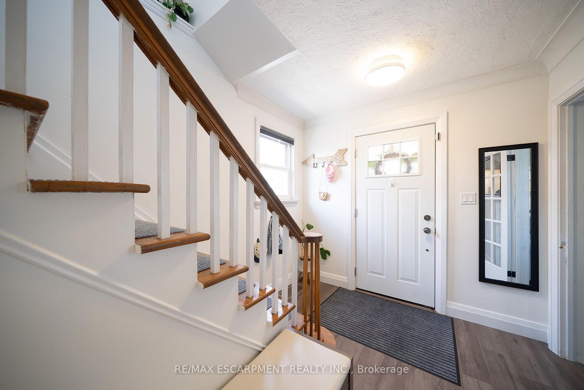 22 Burwell Street photo 5