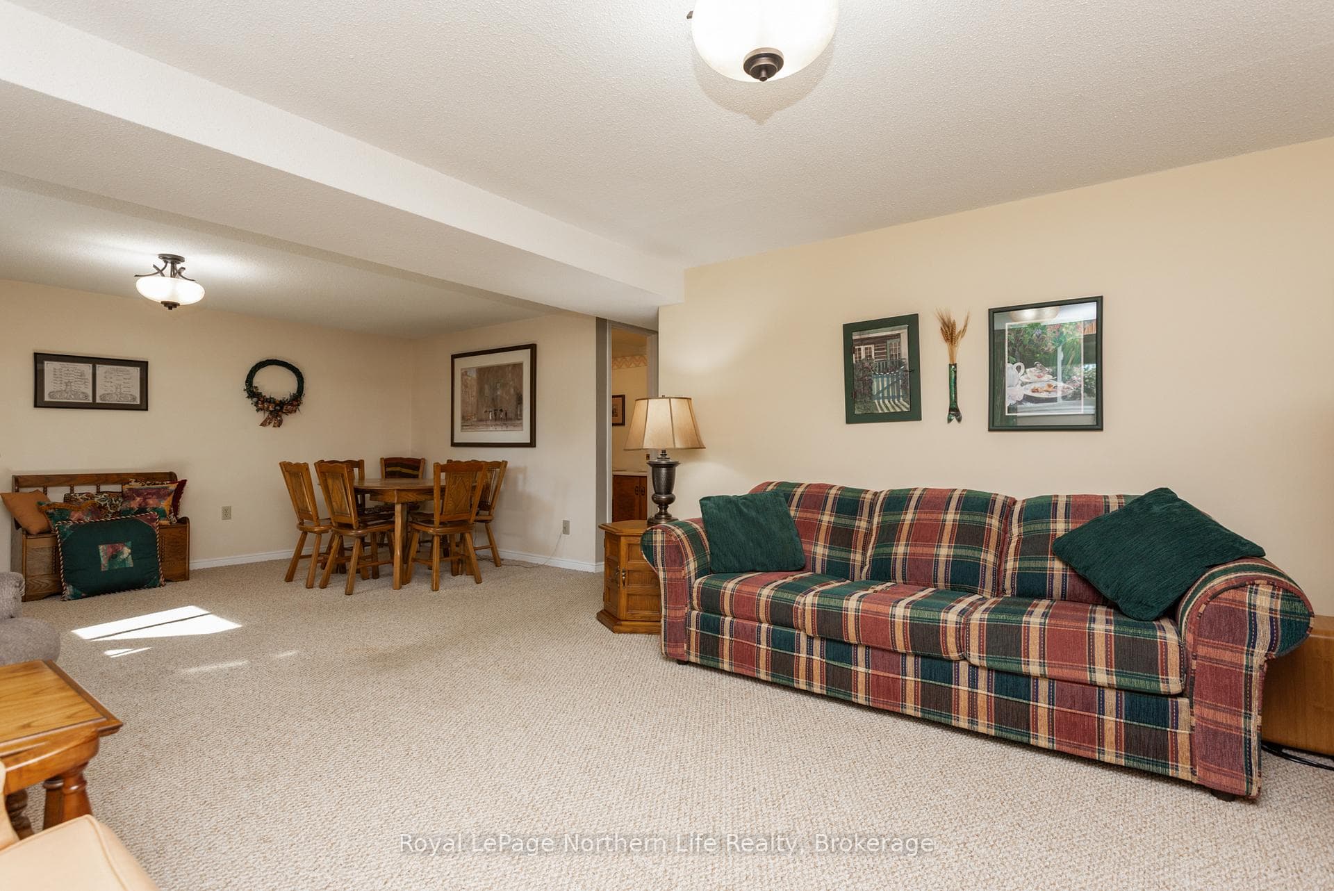 624 Lakeshore Drive Unit 22 photo 39