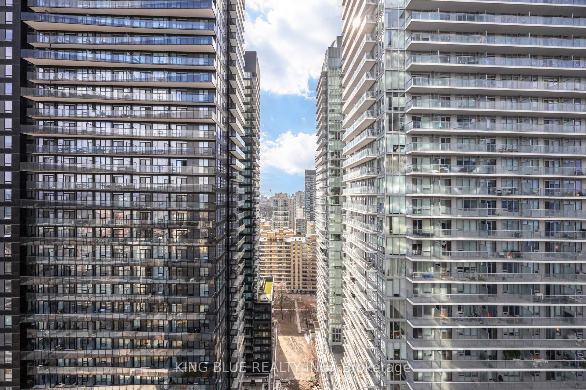 110 Broadway Avenue Unit 2101 photo 29