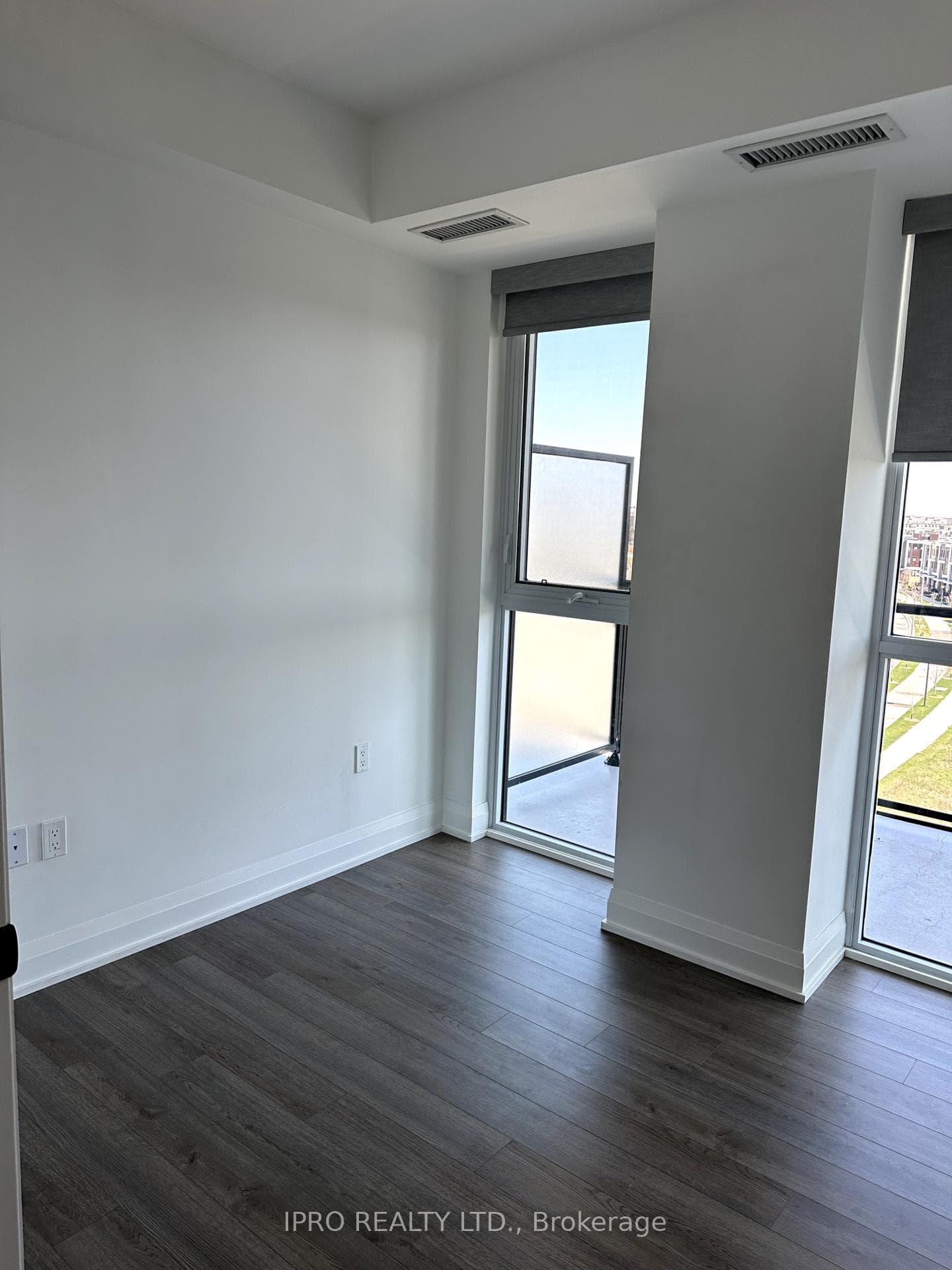 60 George Butchart Drive Unit 508 photo 12