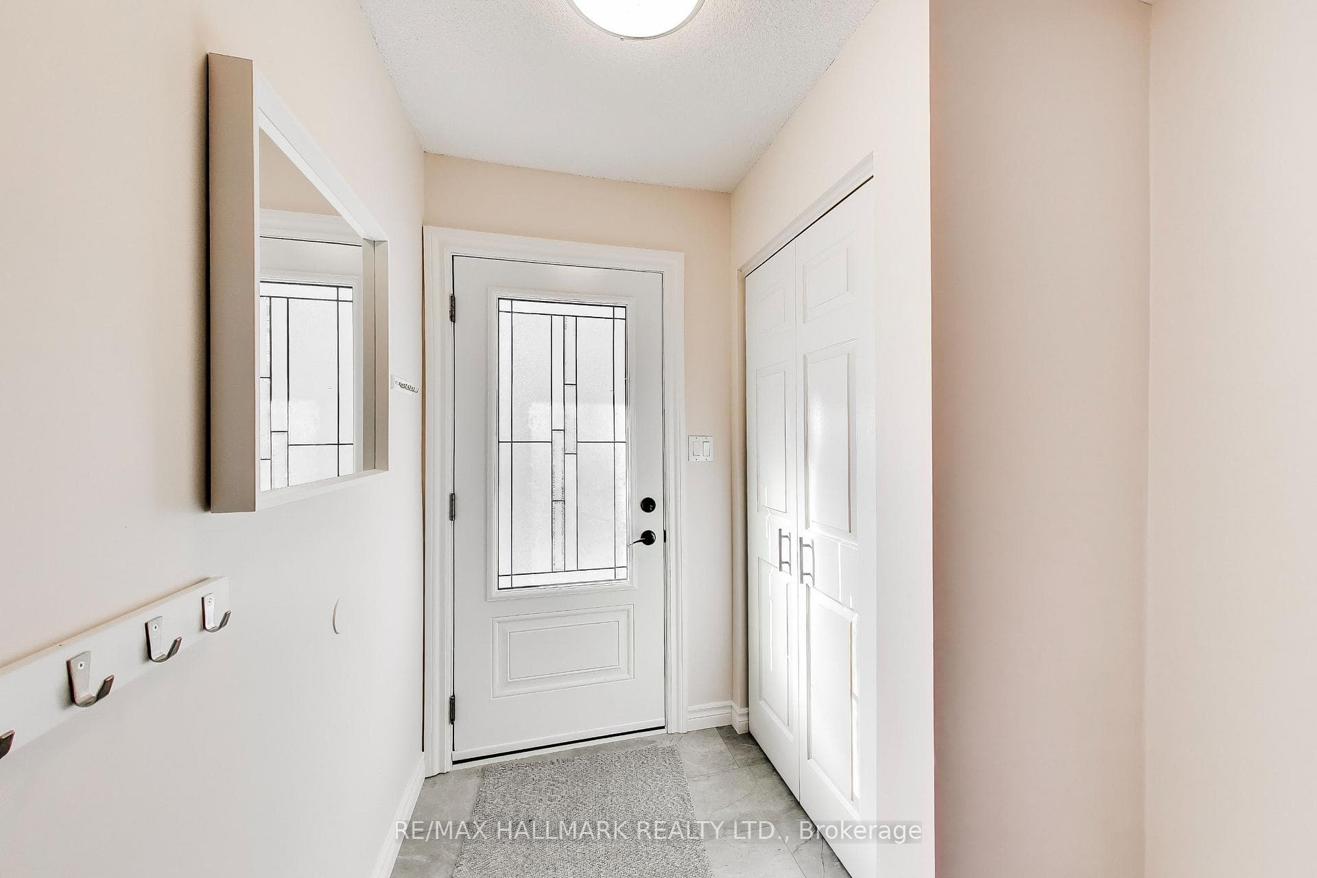94 William Curtis Circle photo 6