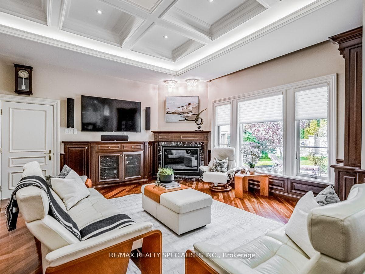 295 Belvenia Road photo 16