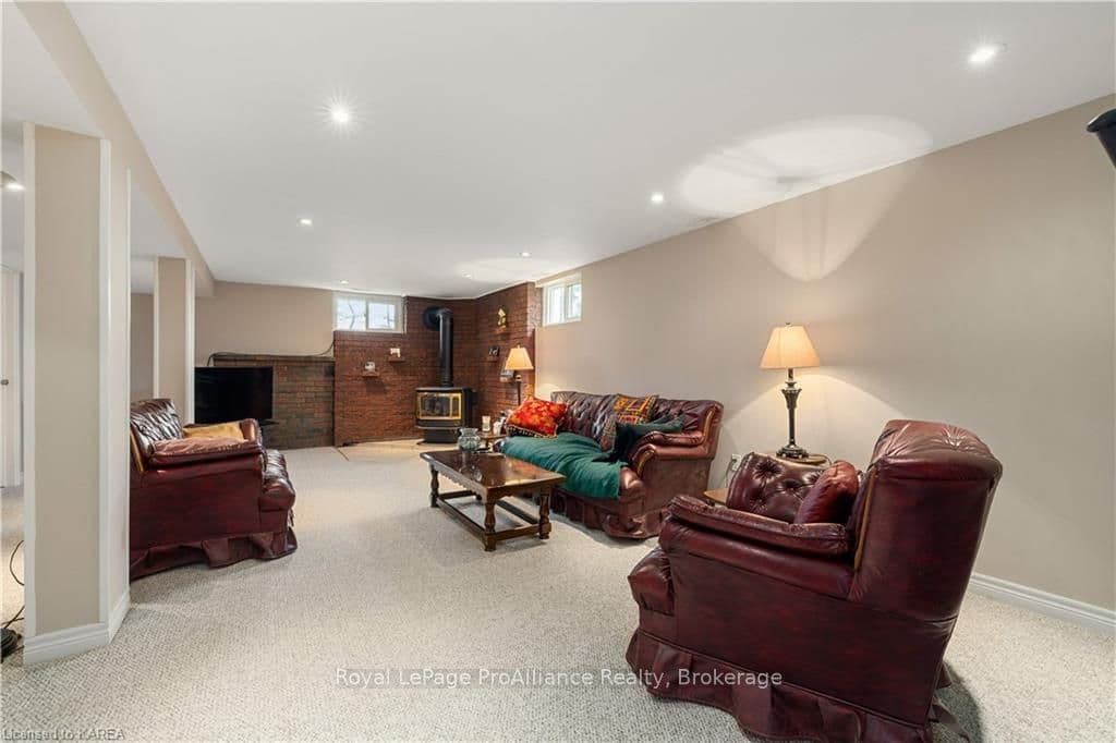 4116 DAVIDSON Road photo 23