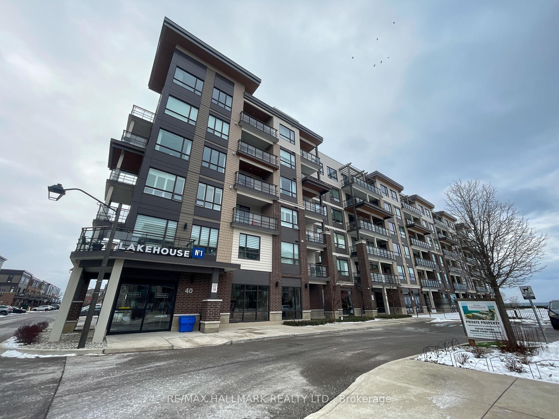 40 Esplanade Lane Unit 106 photo 1