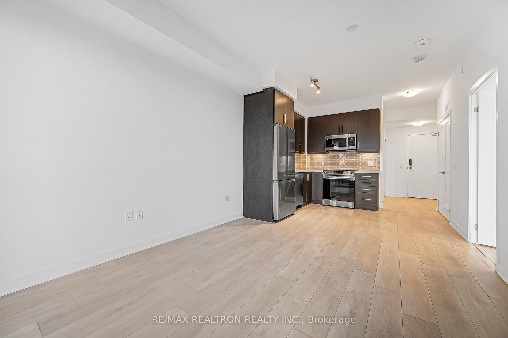 105 Oneida Crescent Unit 1202 photo 26