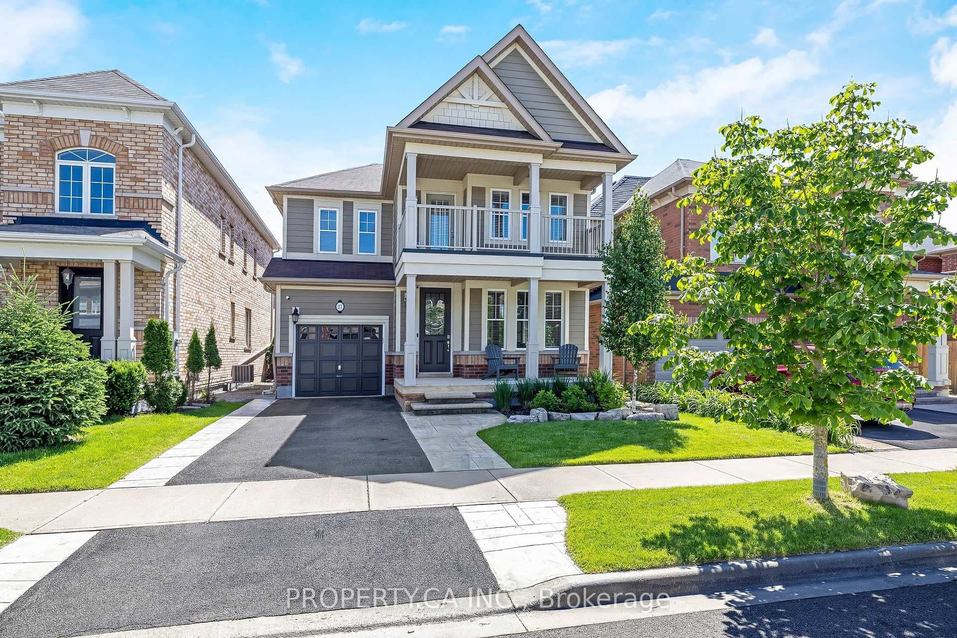27 Macbean Crescent photo 3