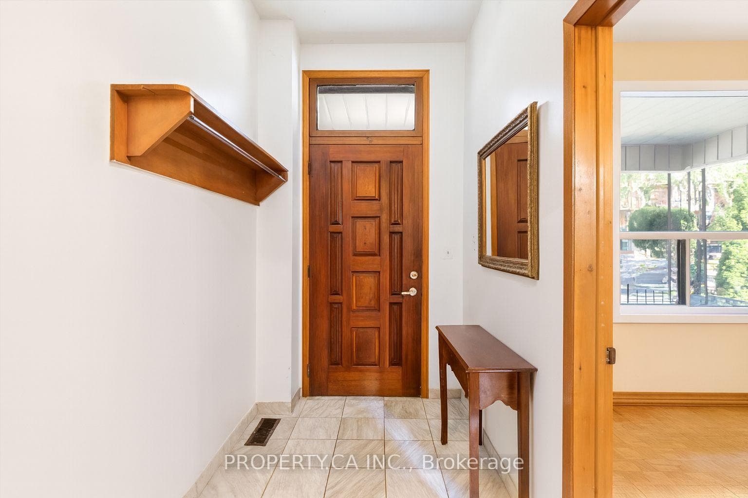 790 Manning Avenue photo 14