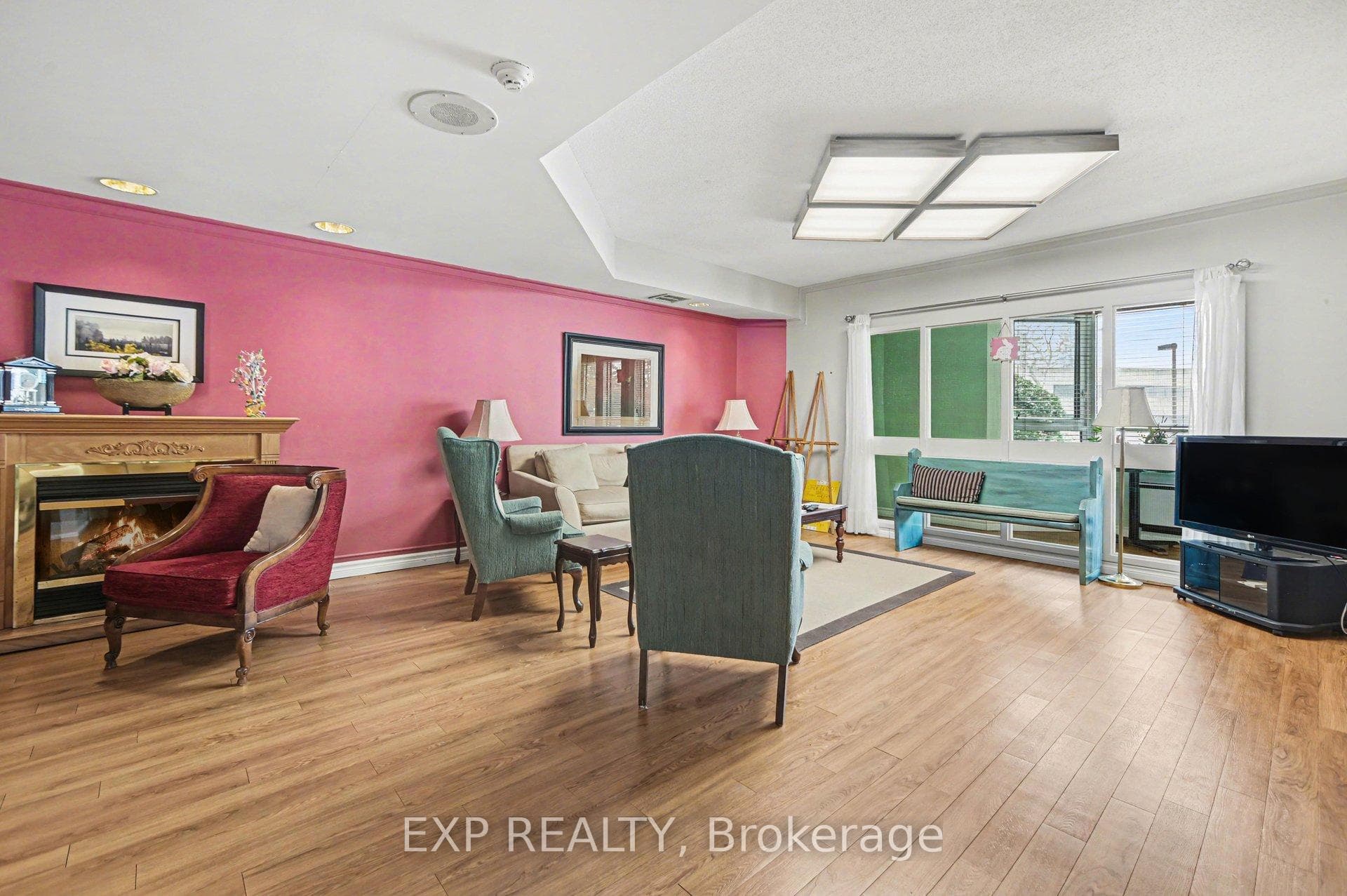 80 Sandcastle Drive Unit 404 photo 21