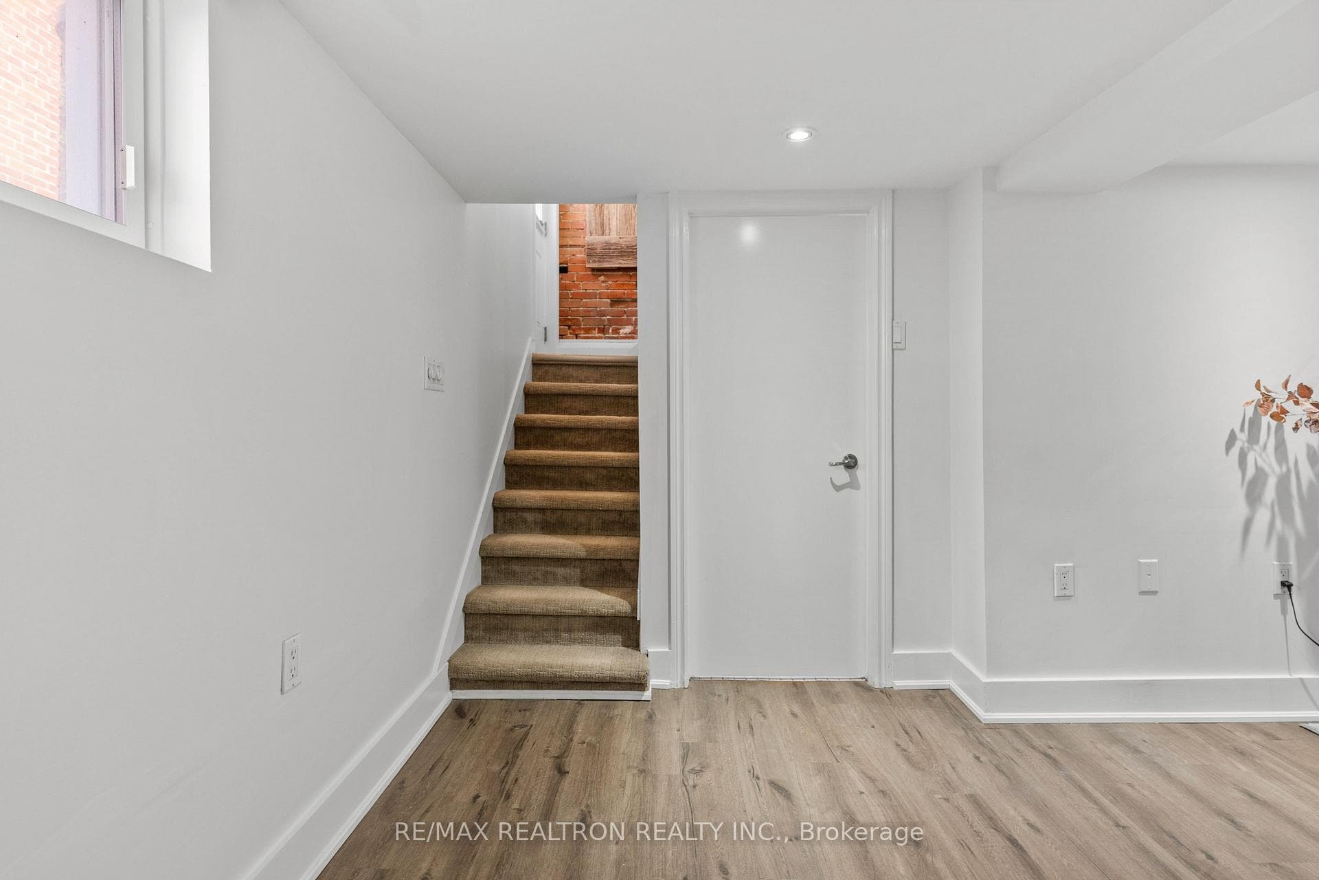 111 Fifth Street photo 21