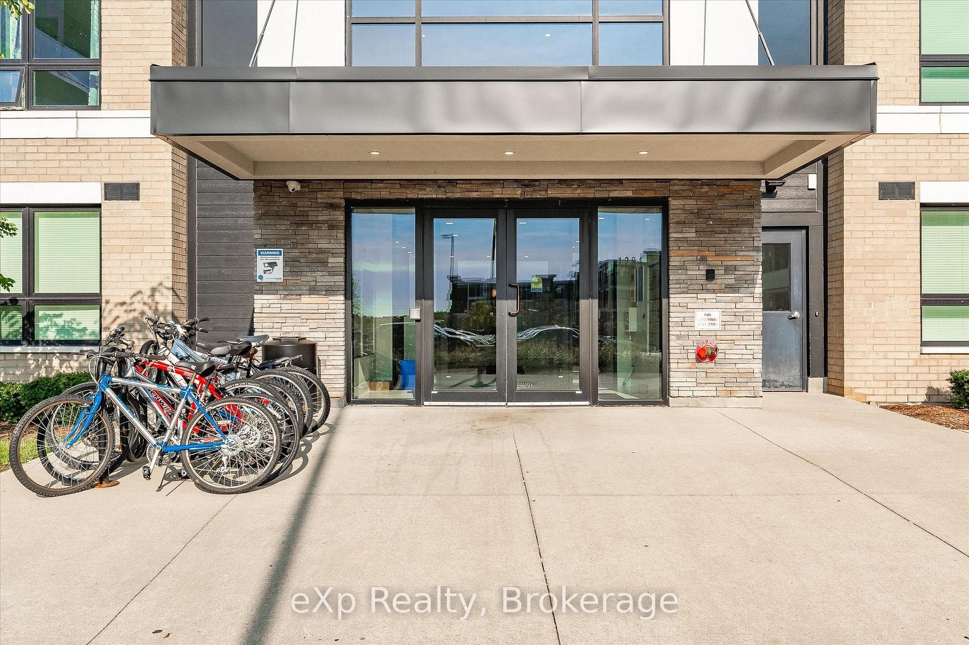 1284 Gordon Street Unit 430 photo 4