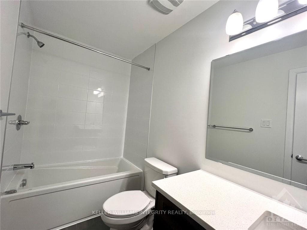 423 SILICON Way photo 17