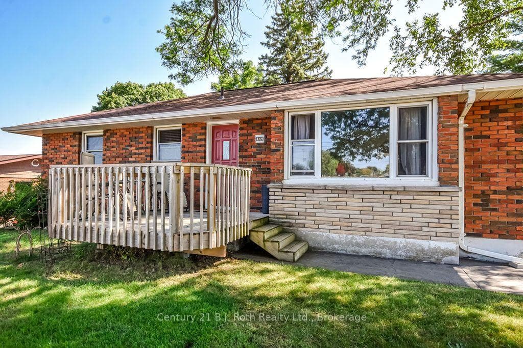 449 Irwin Street photo 22