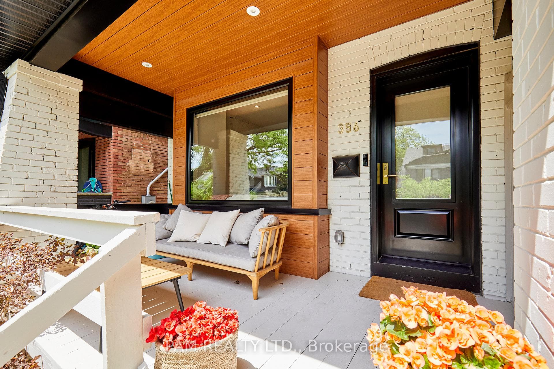 356 Milverton Boulevard photo 3