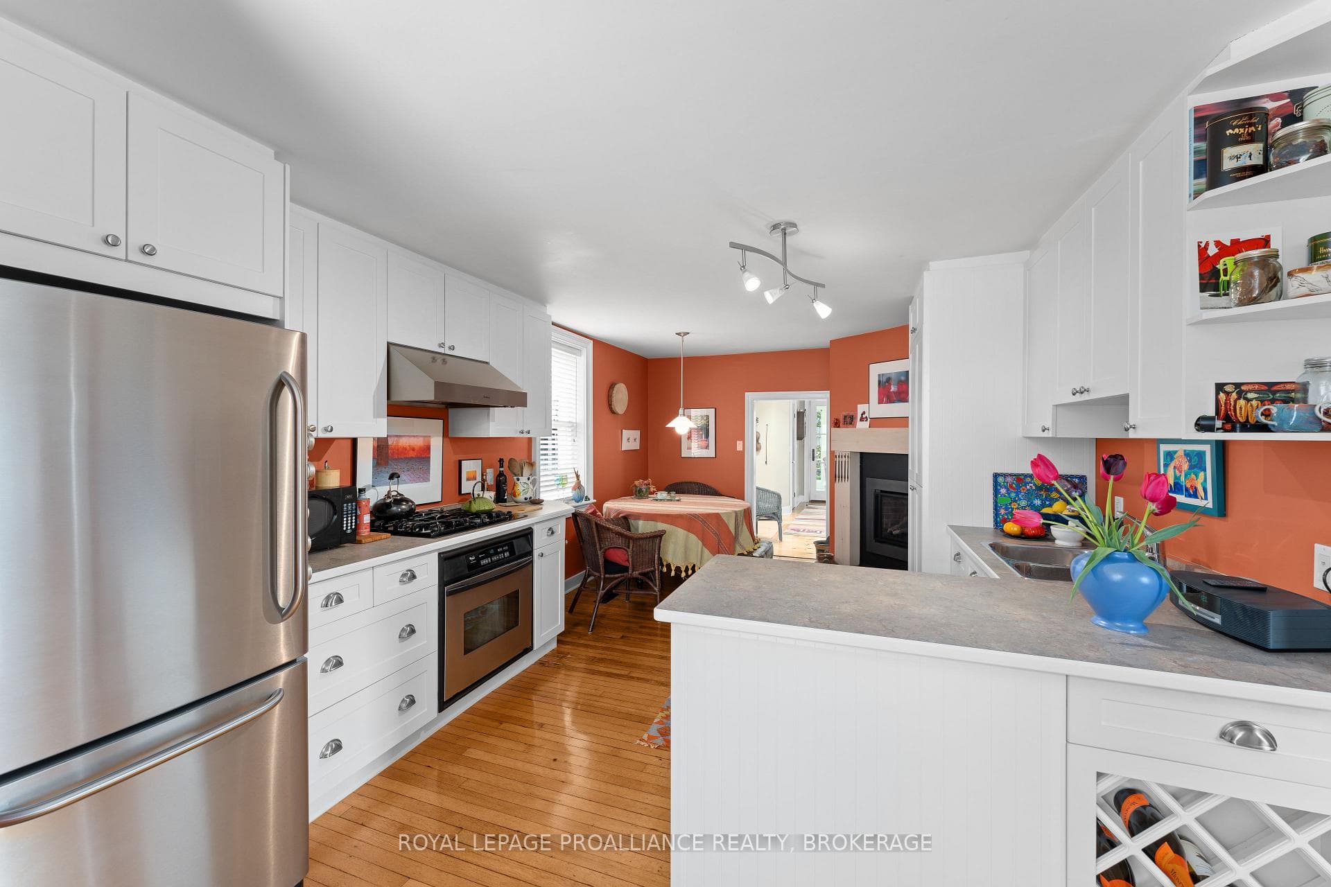413 Regent Street photo 7