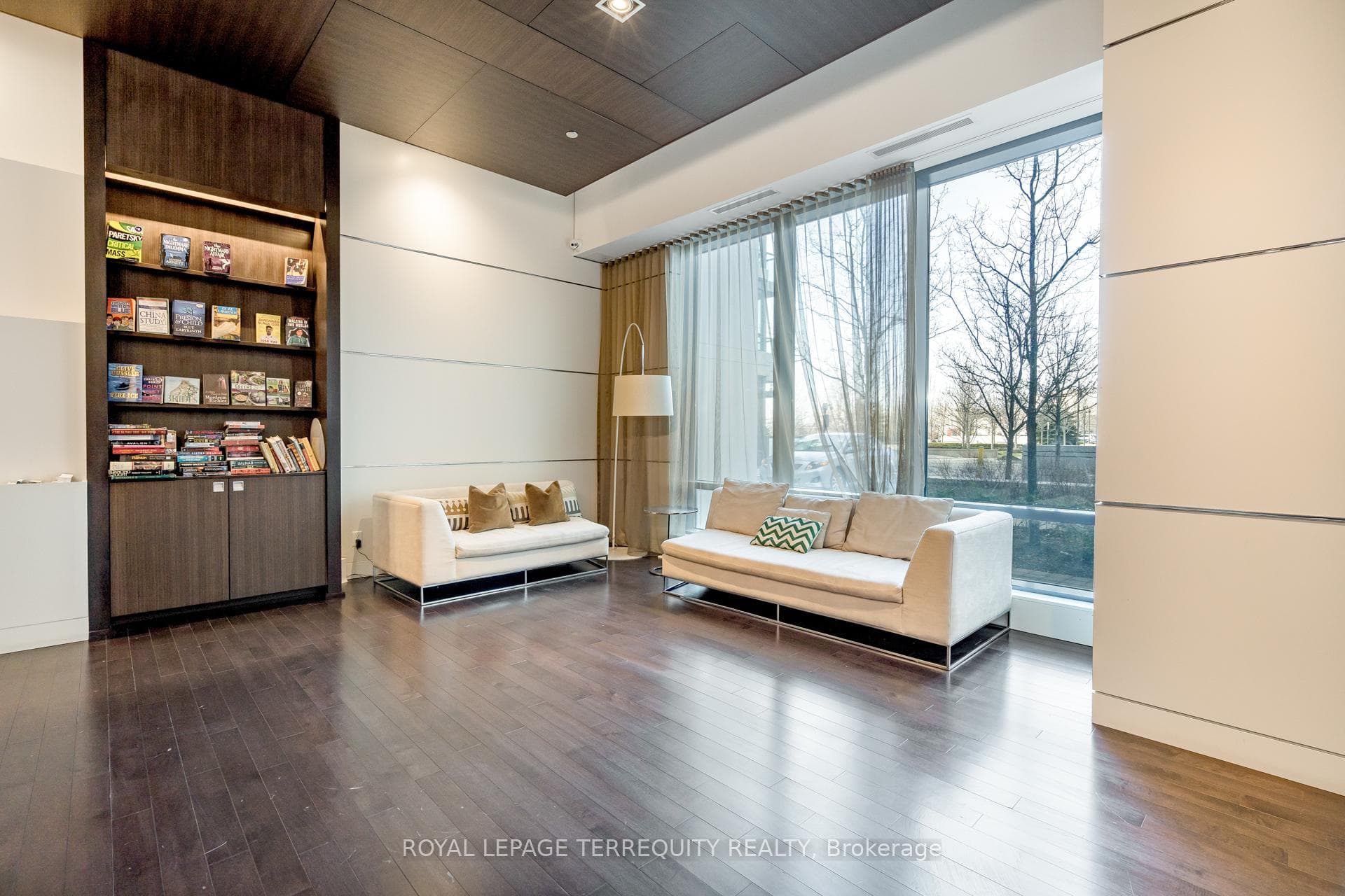 215 Sherway Gardens Road Unit 2810 photo 36