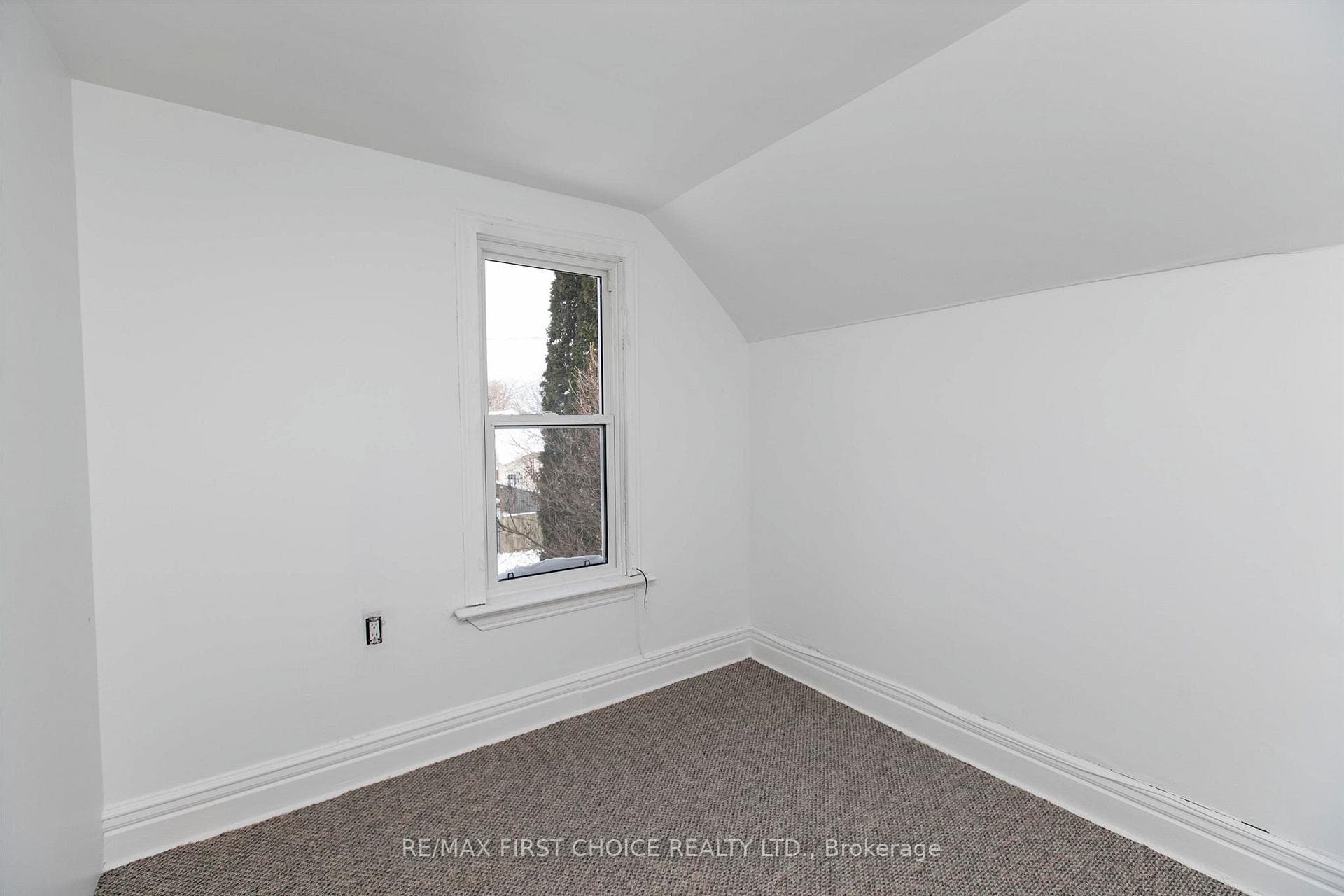 630 Wiley Street photo 24