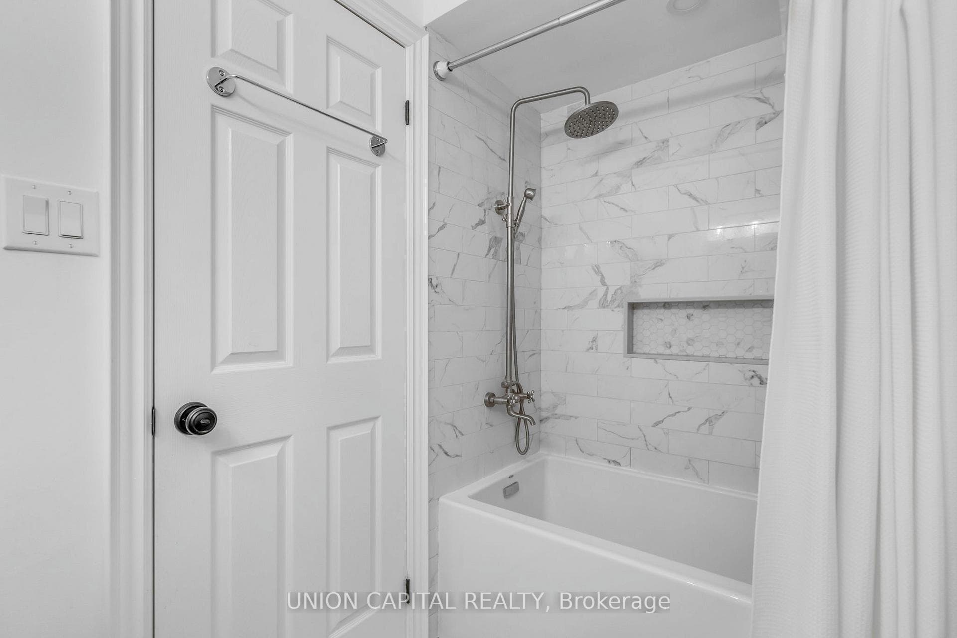 5145 Porter Street photo 25