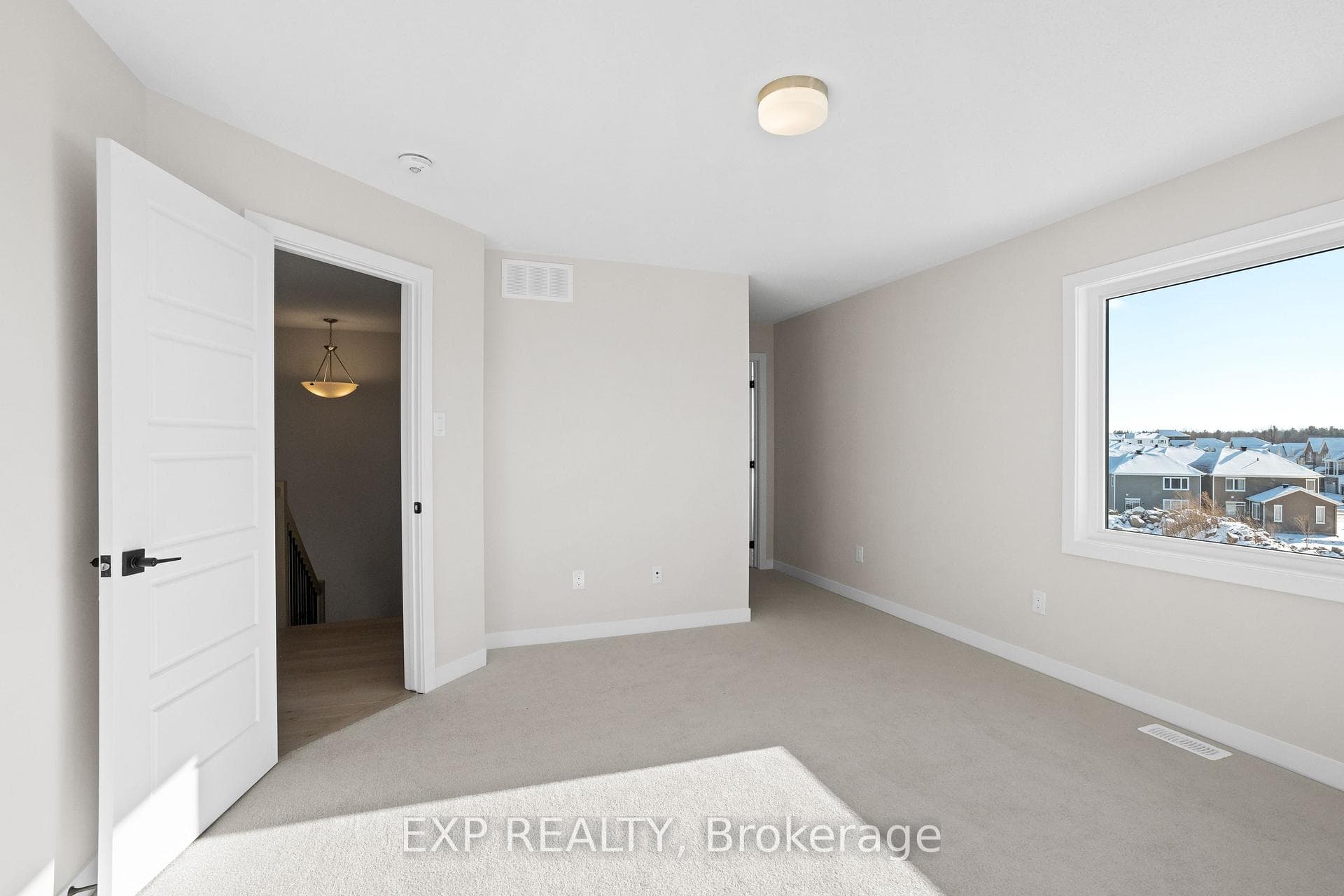166 Beebalm Crescent photo 17