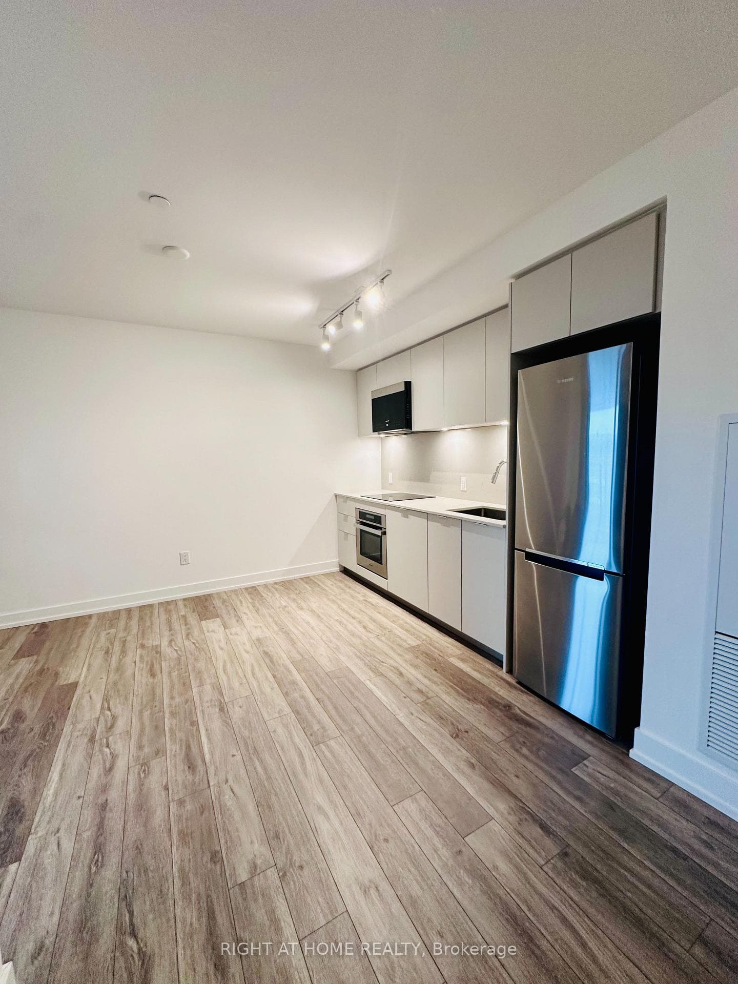 9 Clegg Road Unit 1126 photo 5