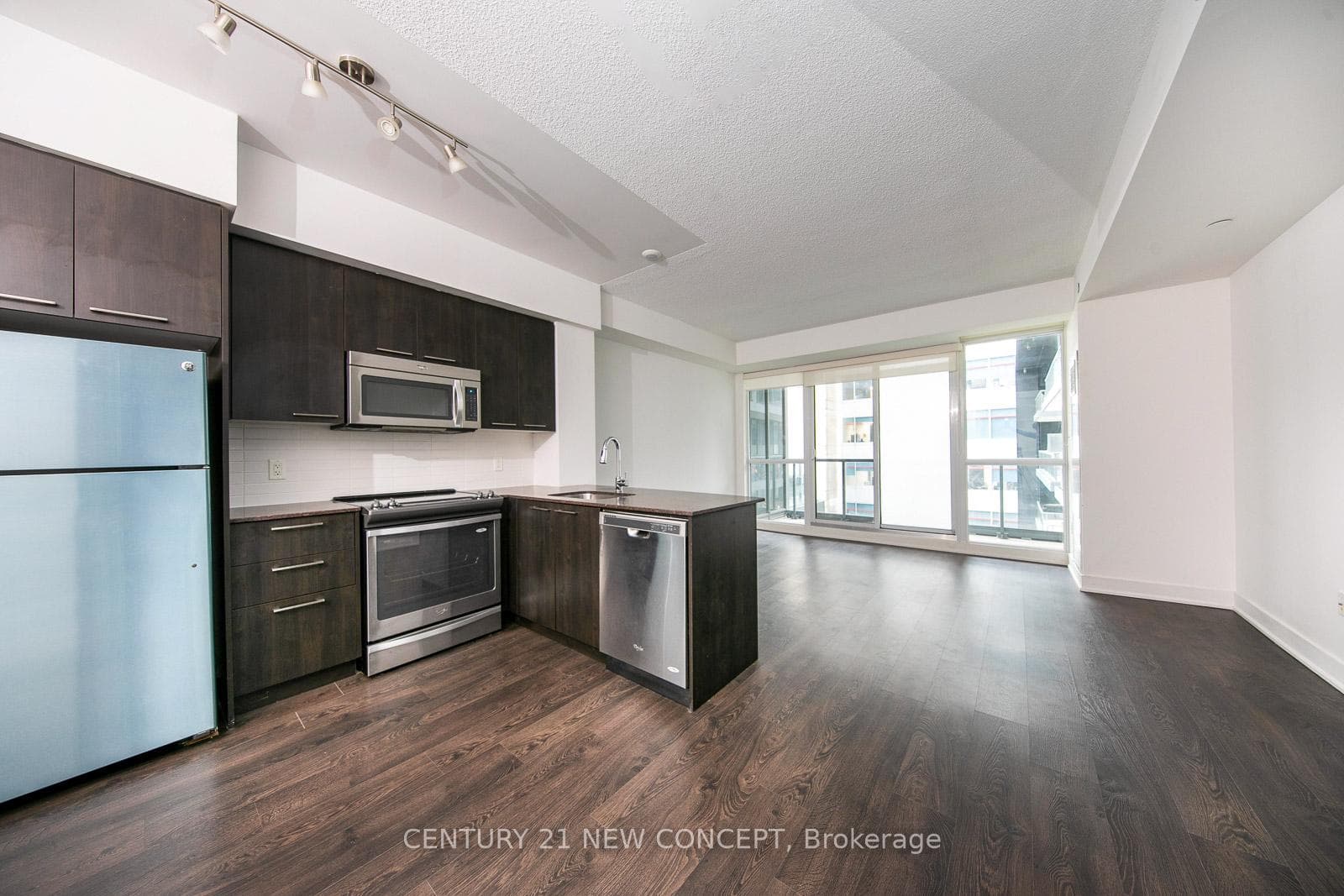 30 Roehampton Avenue Unit 509 photo 8