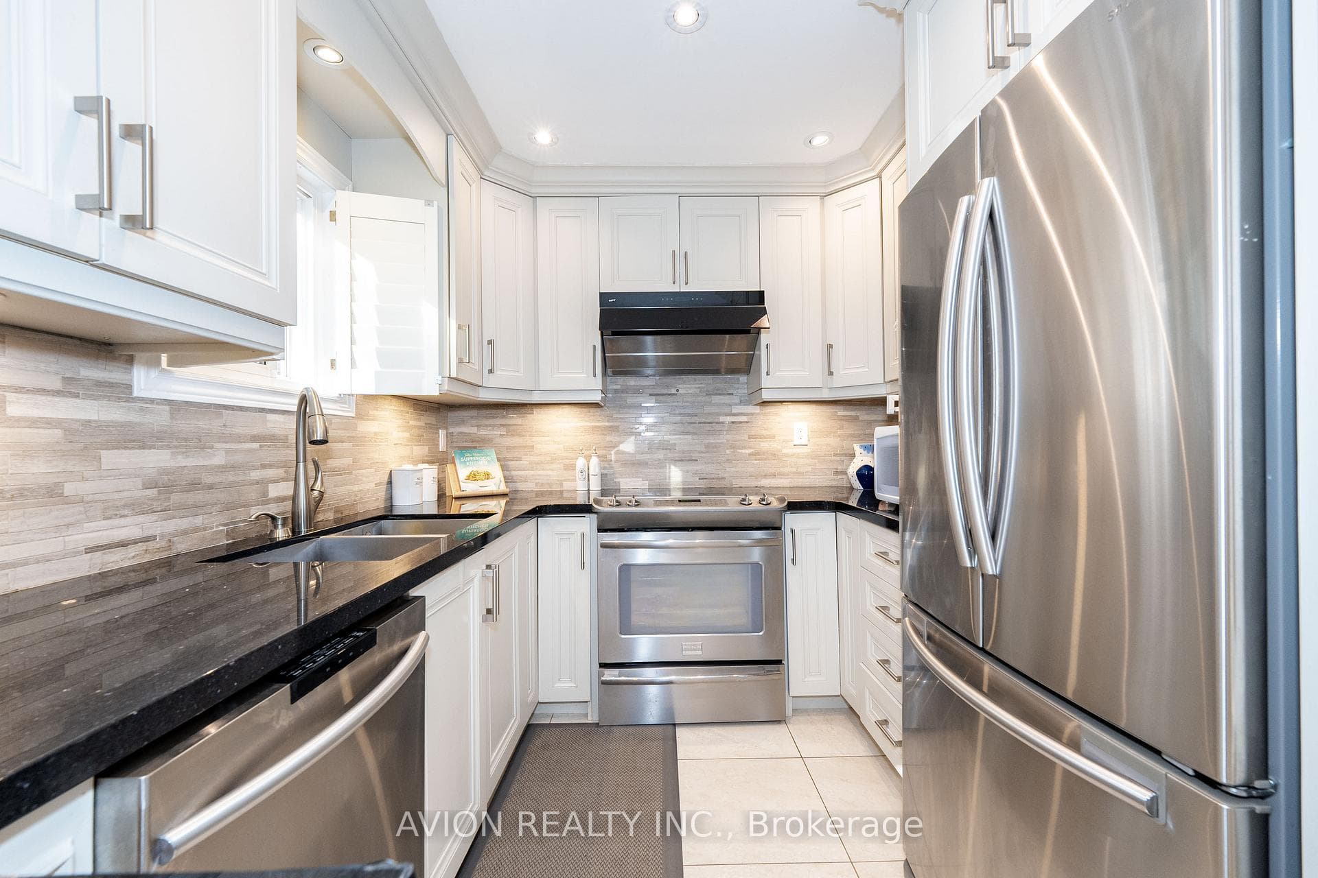67 Stonebriar Drive photo 17