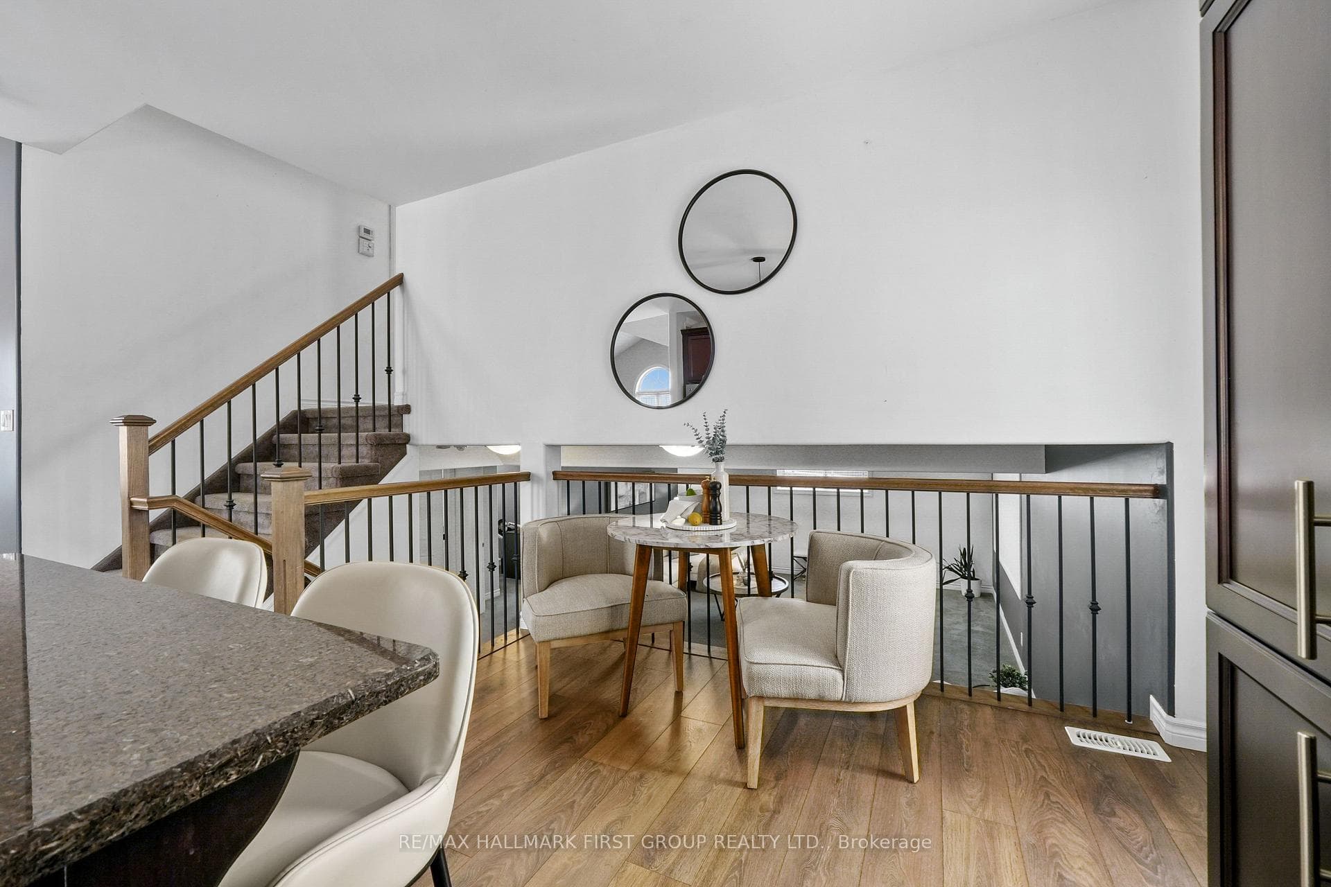 10 Walnut Crescent photo 18