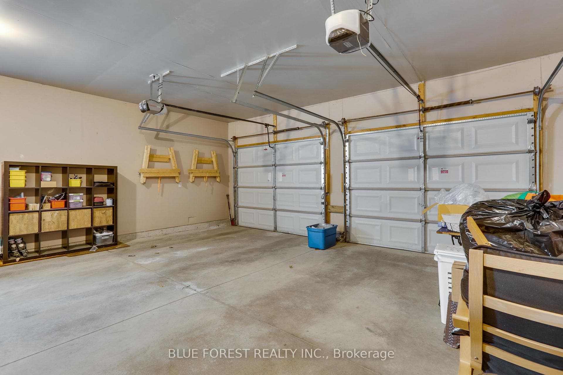 20 Turnberry Drive photo 31